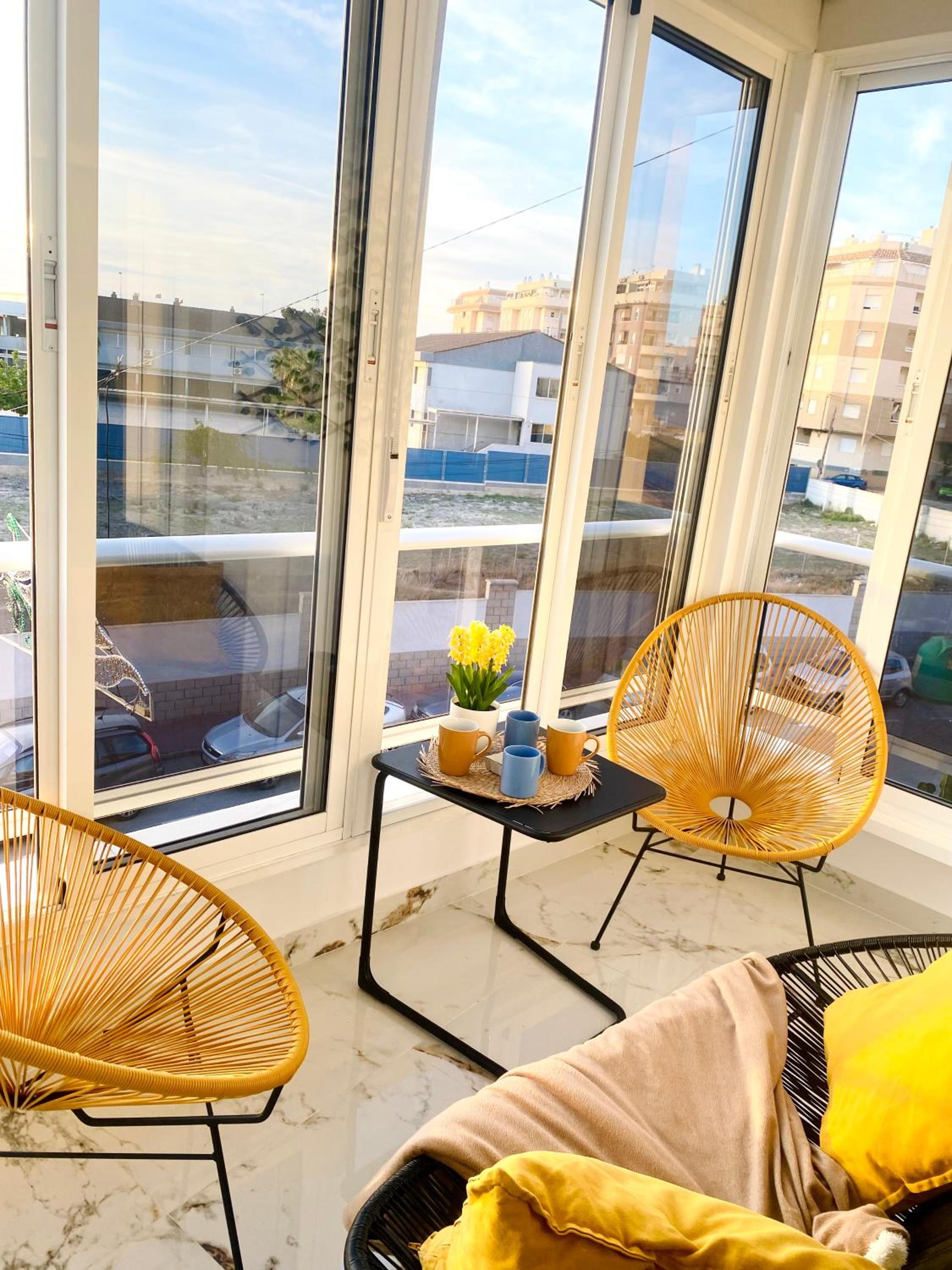 Sunny sweet apartment Olga