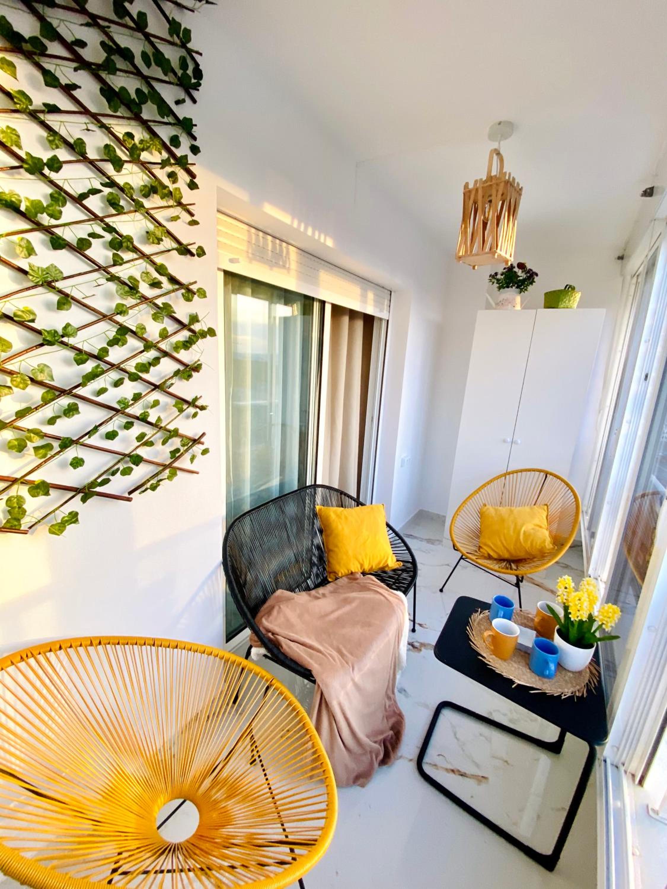 Sunny sweet apartment Olga