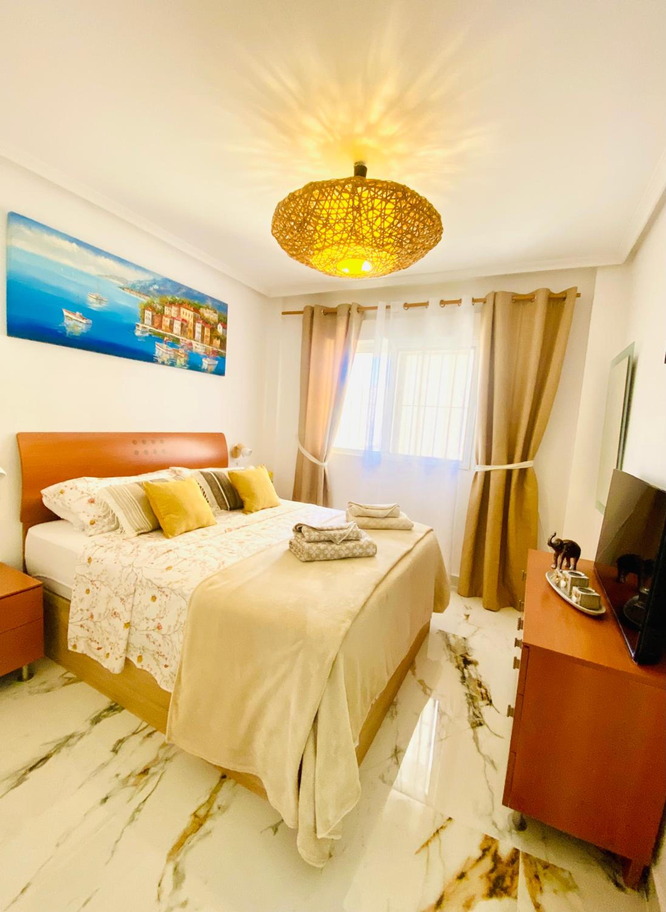 Sunny sweet apartment Olga