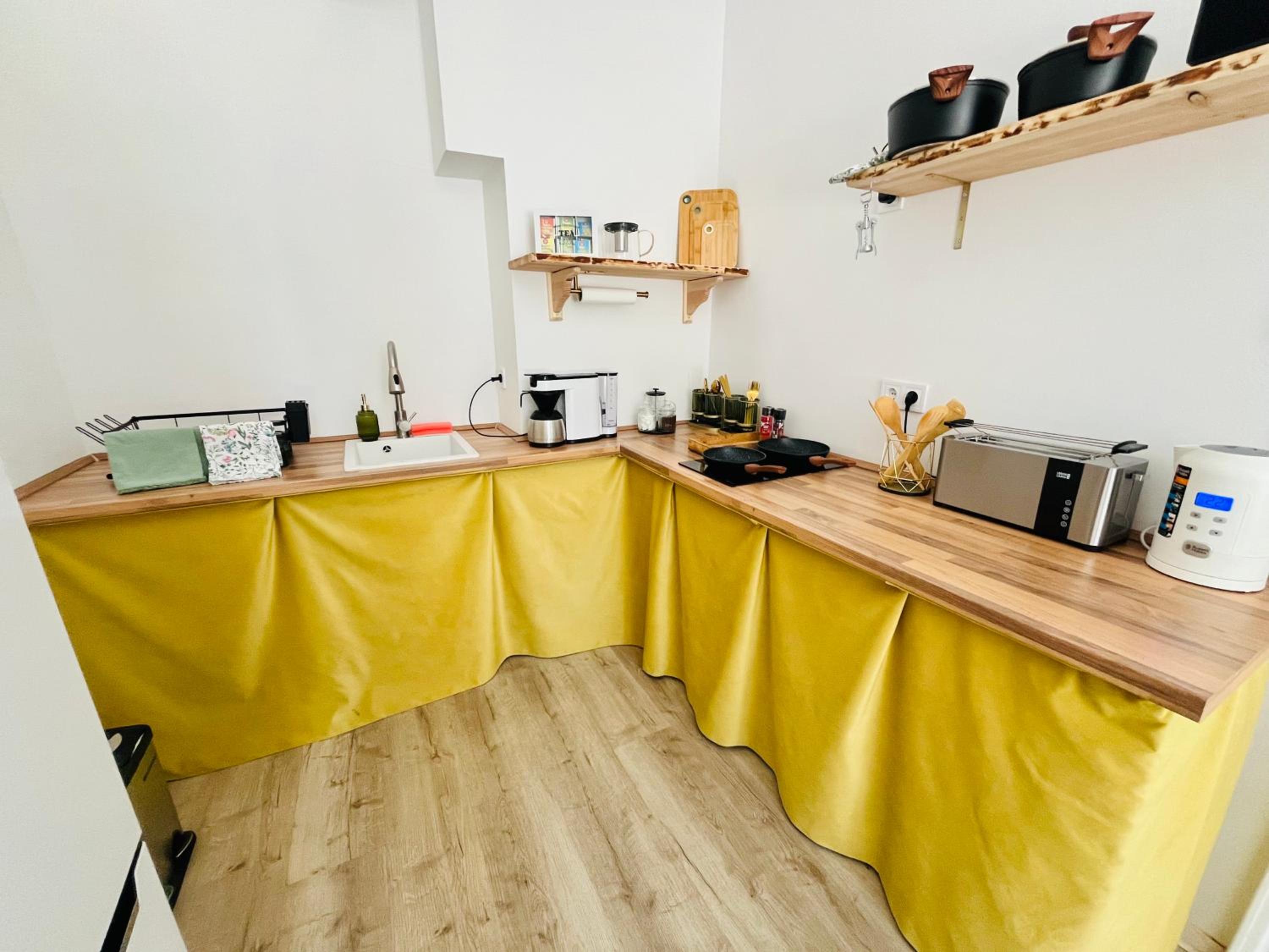 FILMAP-Apartments-Zentrale Lage-Boxspringbett-Beamer-Popcorn-gratis Parkplatz