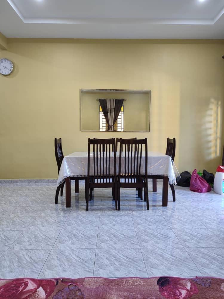homestay jalan baru sg duri photo 2