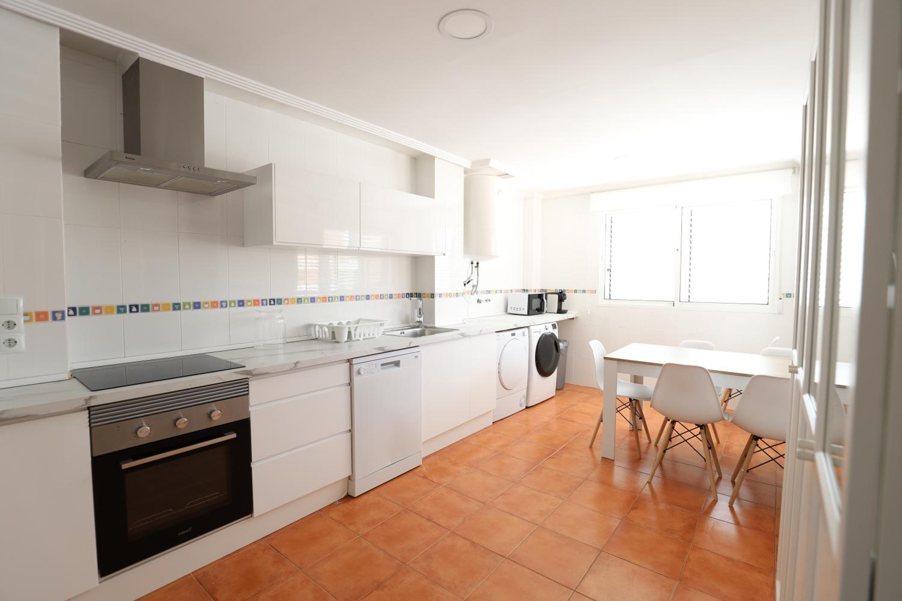Estupendo duplex famililar con terrazas y parking by Hometels