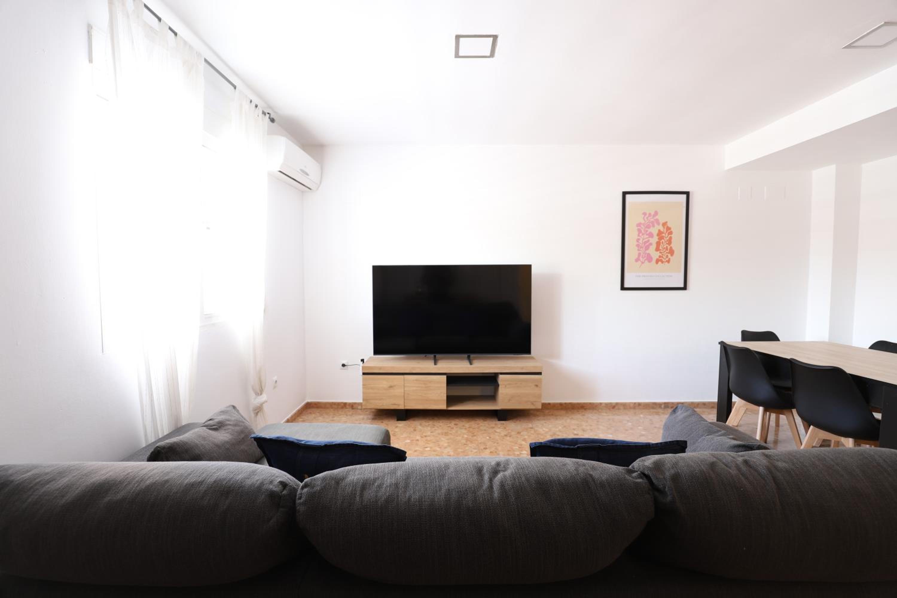 Estupendo duplex famililar con terrazas y parking by Hometels