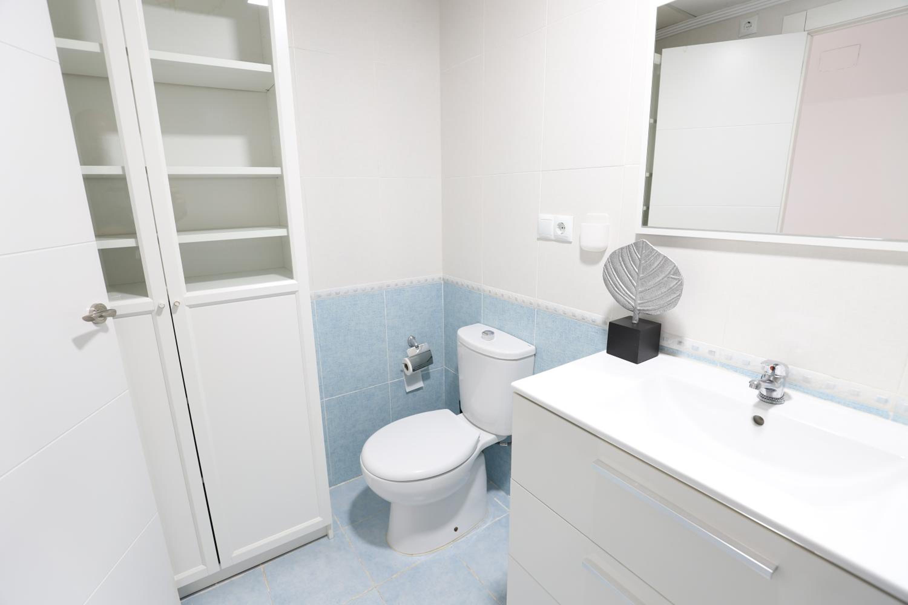 Estupendo duplex famililar con terrazas y parking by Hometels