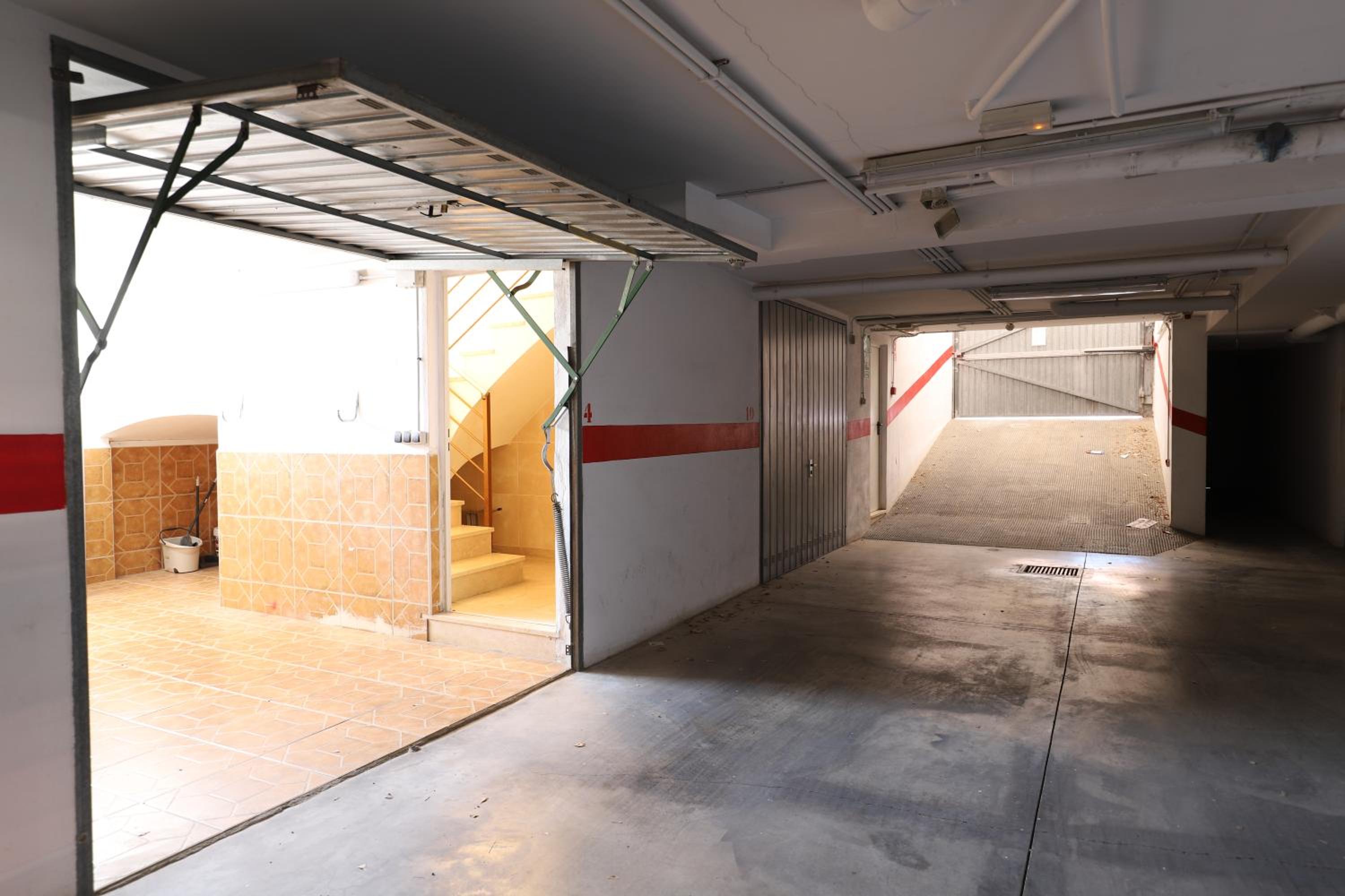 Estupendo duplex famililar con terrazas y parking by Hometels