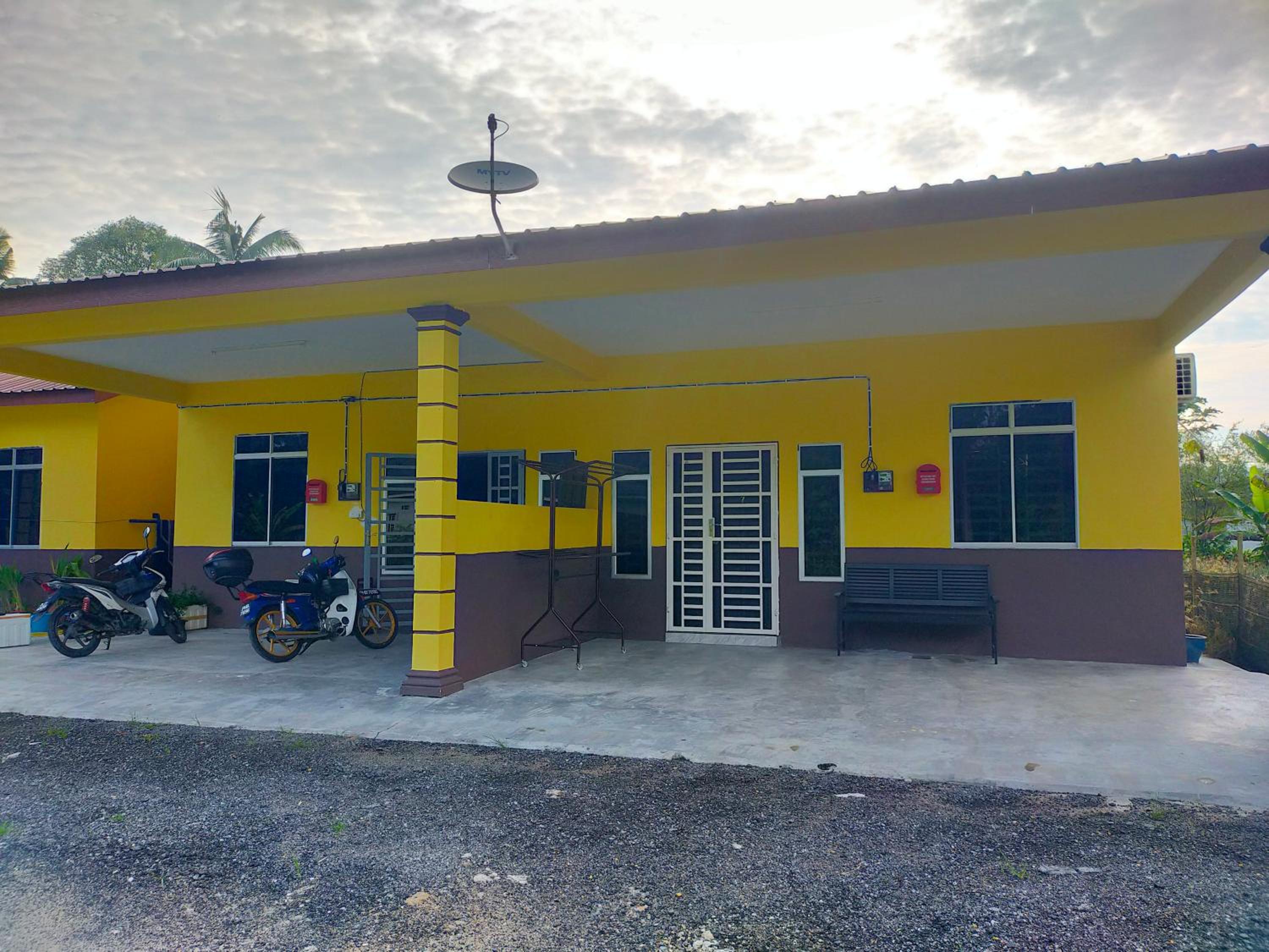 homestay jalan baru sg duri view 2