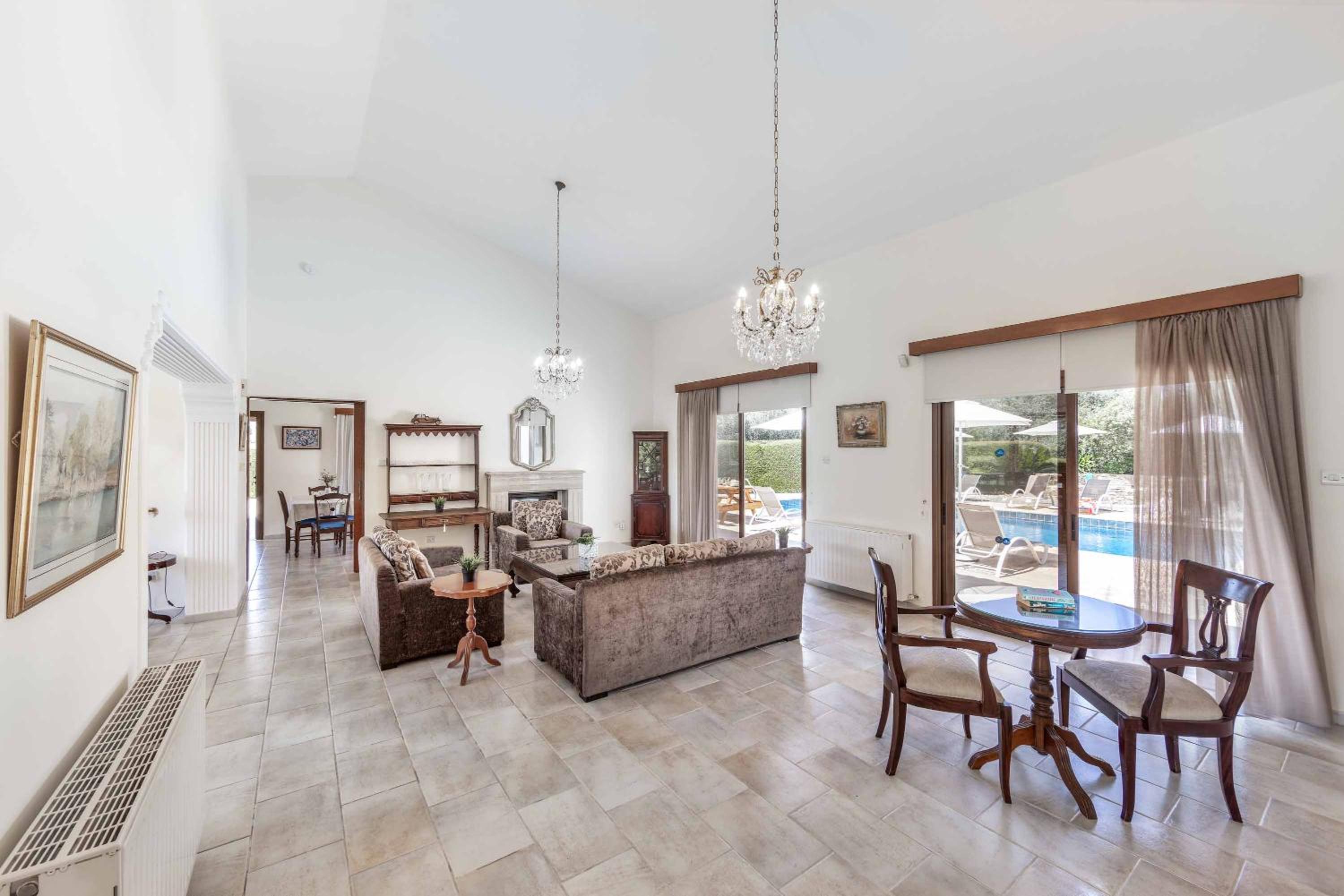 Villa Meadowlands