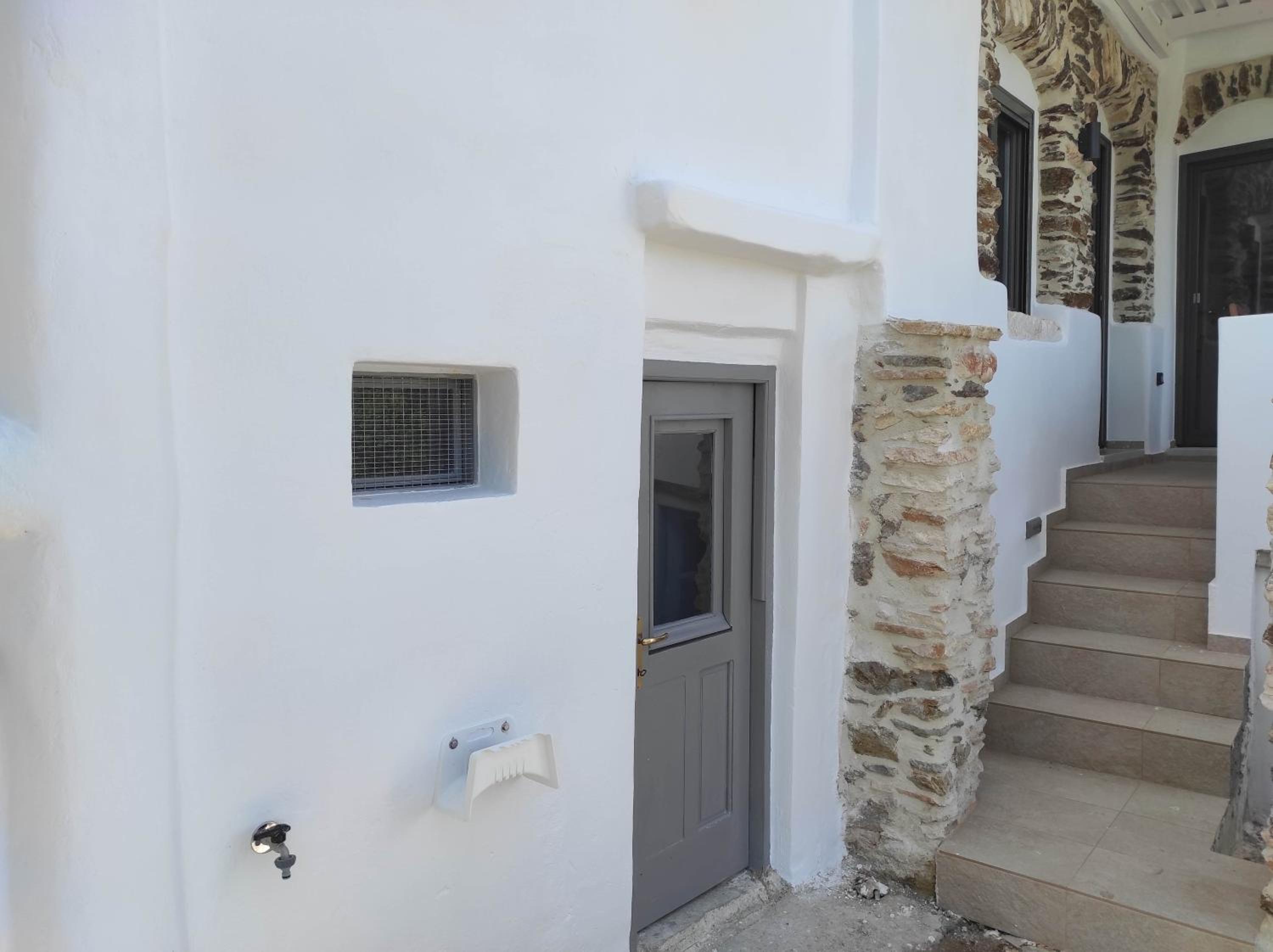 RIVER STONE Home view 5