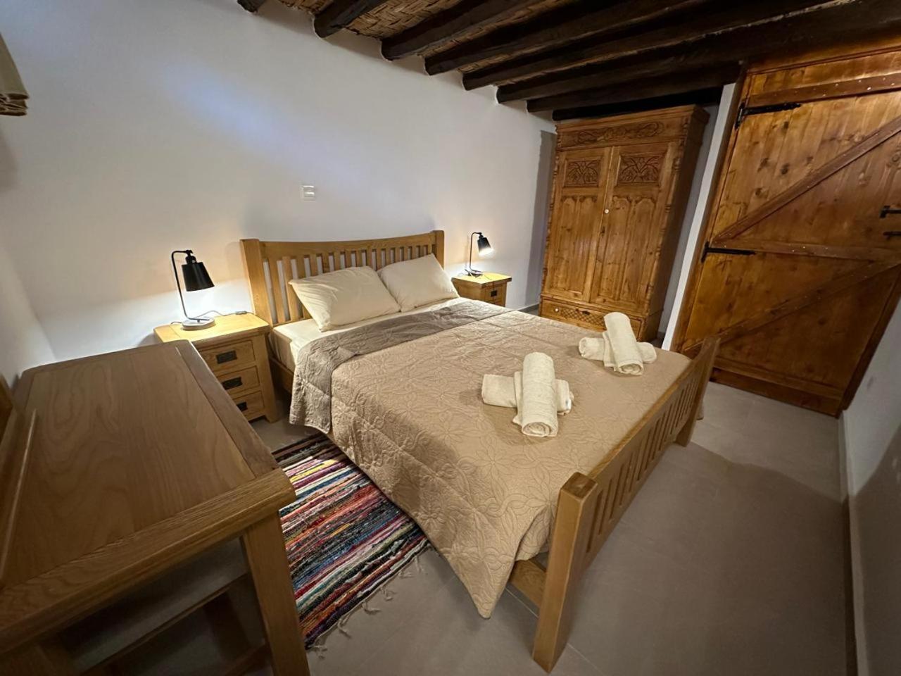 Iliada Traditional Stone House with Private Pool, Paphos