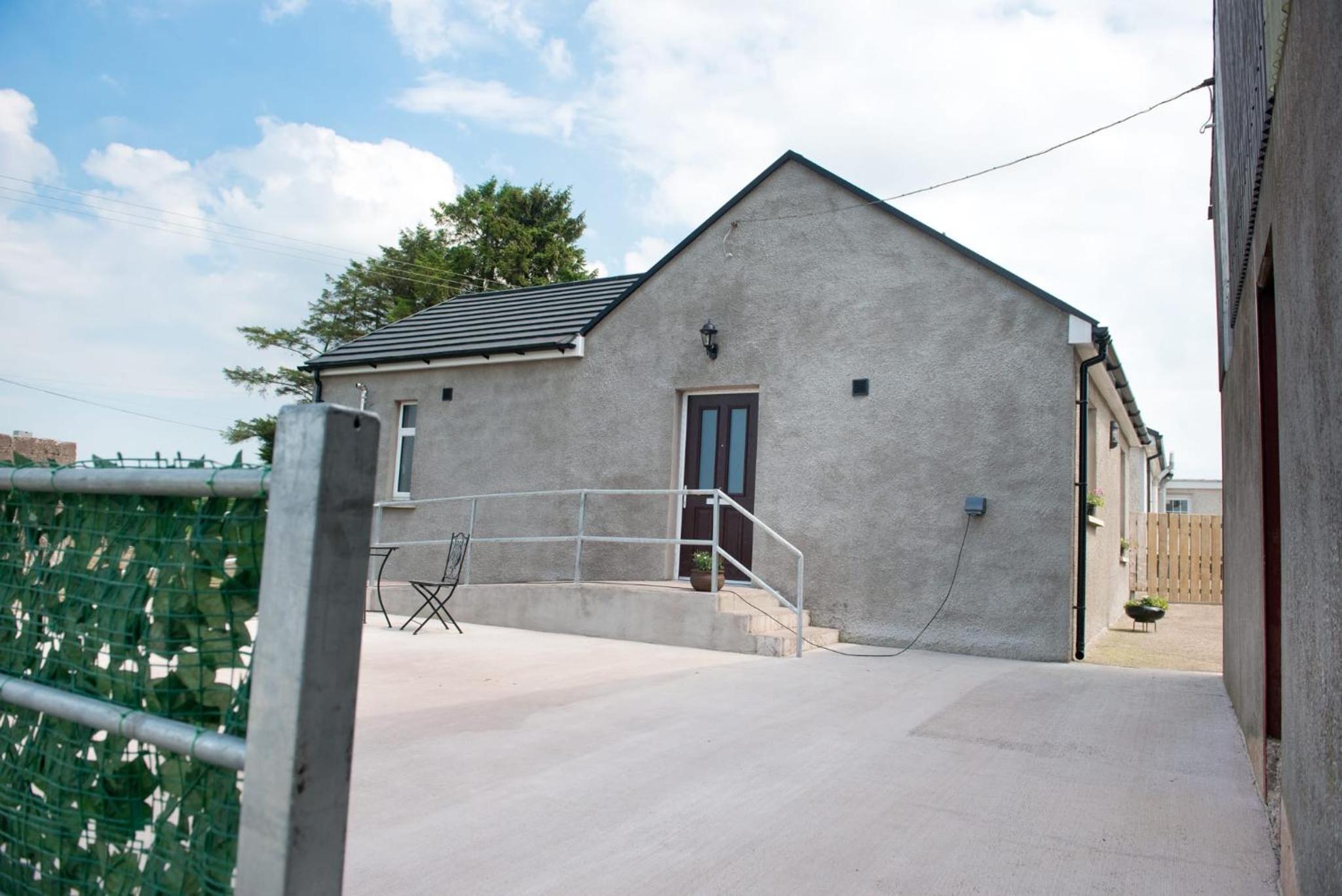 Creggan Deveskey Cottage New Hot Tub At Property