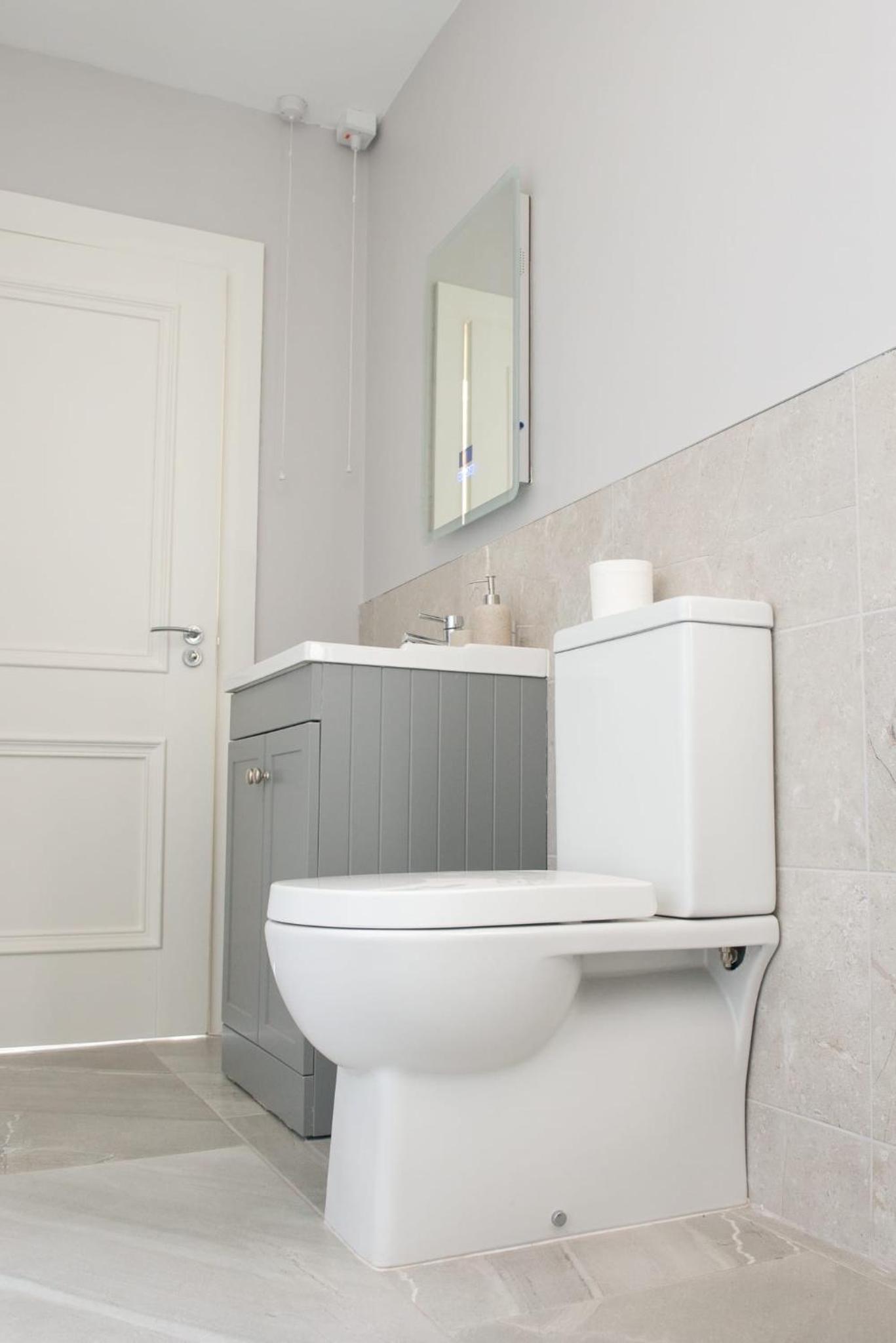 Creggan Deveskey Cottage New Hot Tub At Property