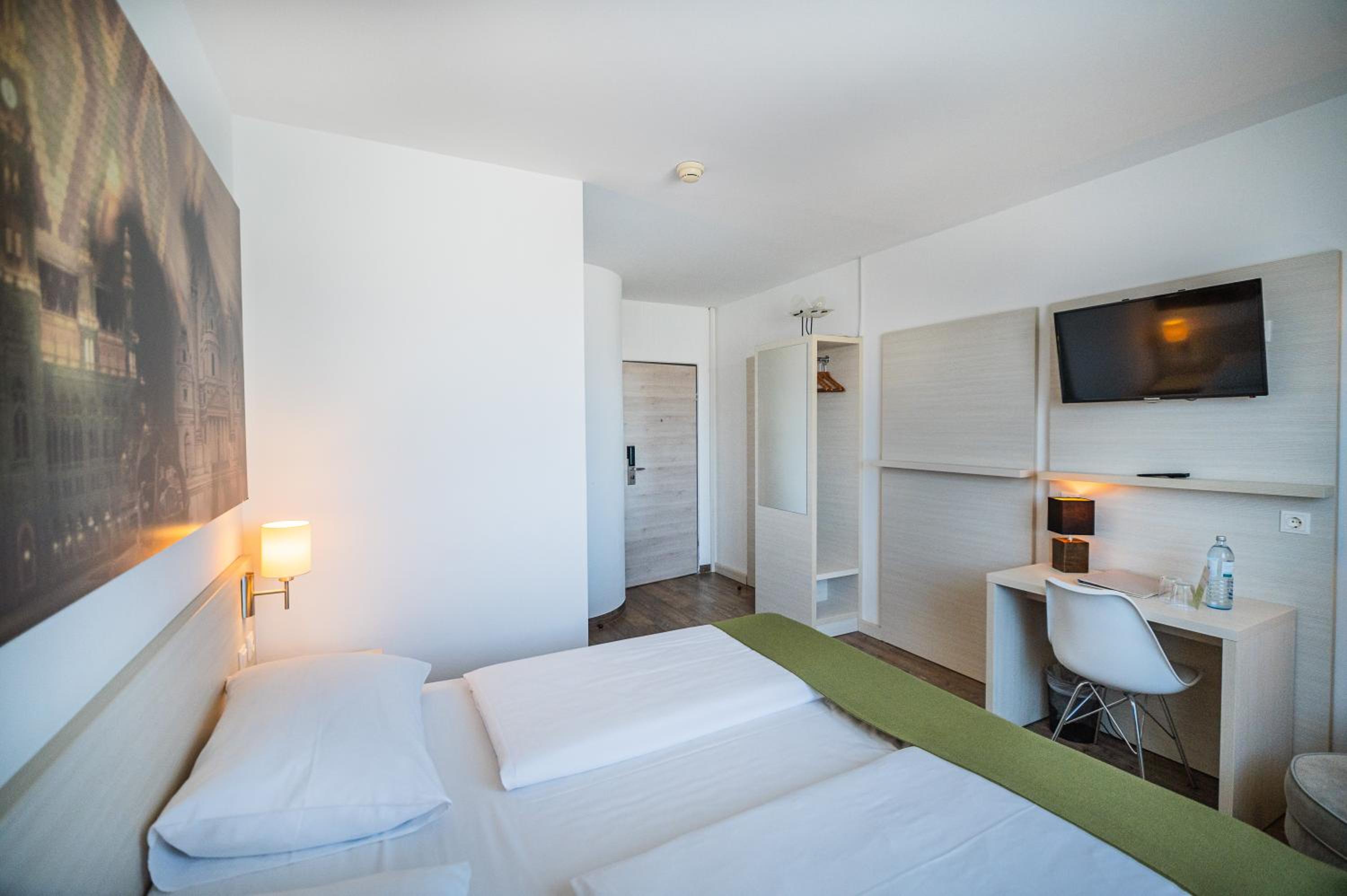 LifeHotel Vienna Airport