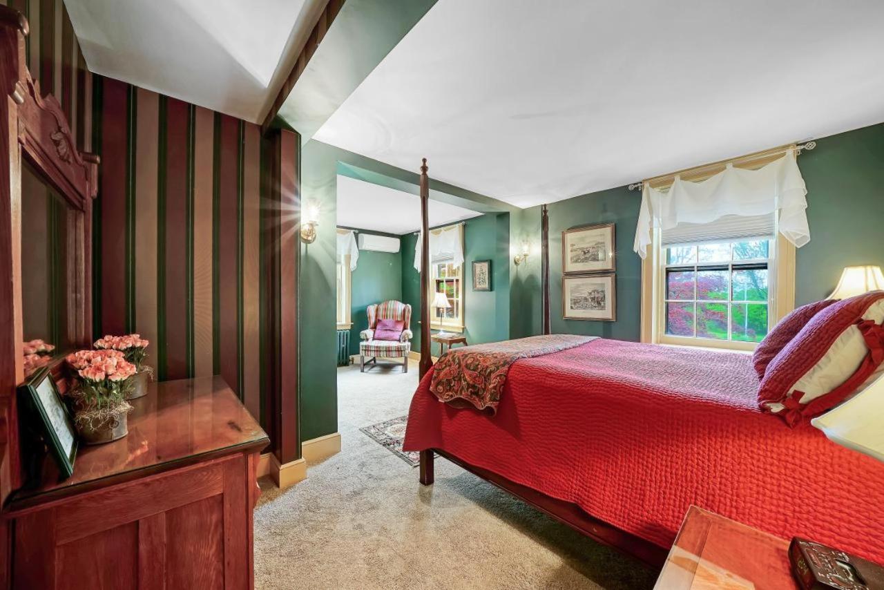 Cromwell Manor Inn - Property Image 14
