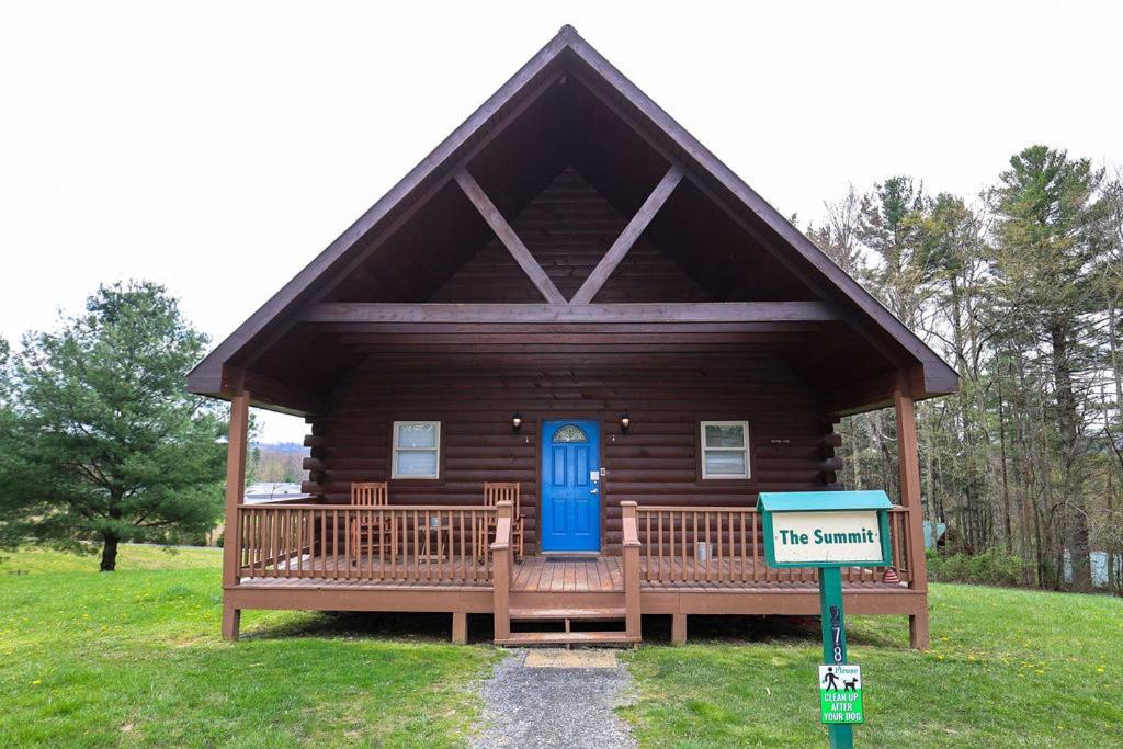 The Cabins at Pine Haven - Beckley view 4