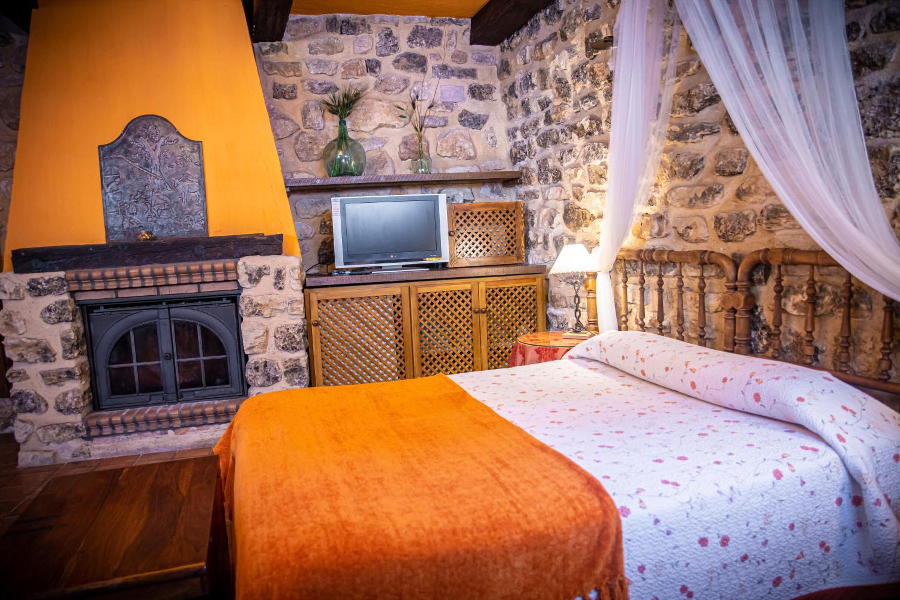 CUENCA & SUITES (La Antigua Posada)