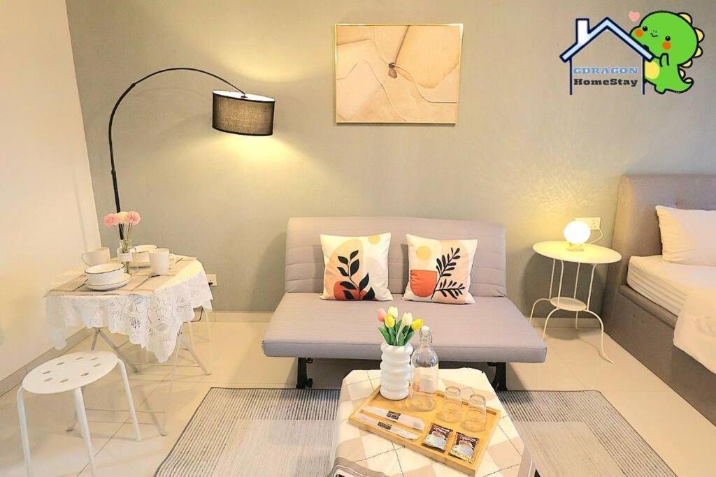 Central Park lovely cozy studio balcony by GDRAGON HomeStay