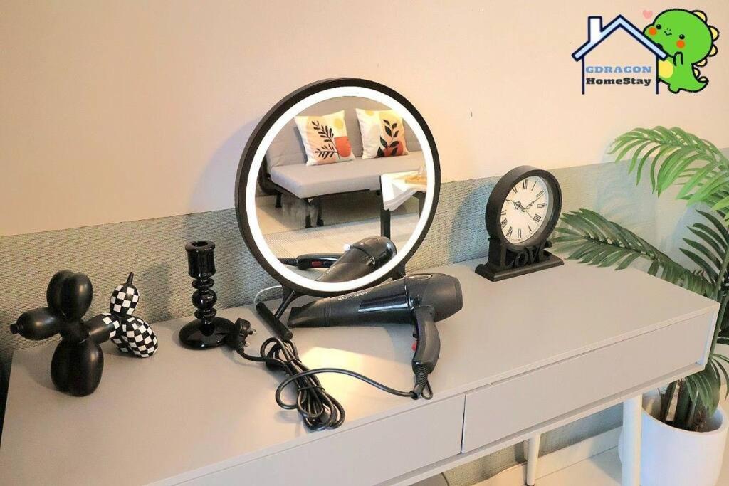 Central Park lovely cozy studio balcony by GDRAGON HomeStay