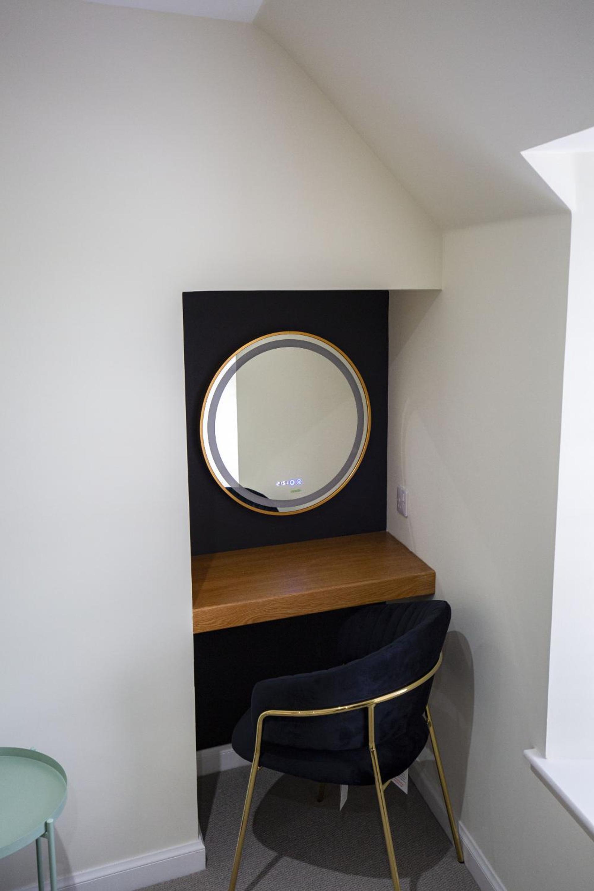 Portsoy Retreat - SJA Stays - Luxury 1 Bed Cottage view 2