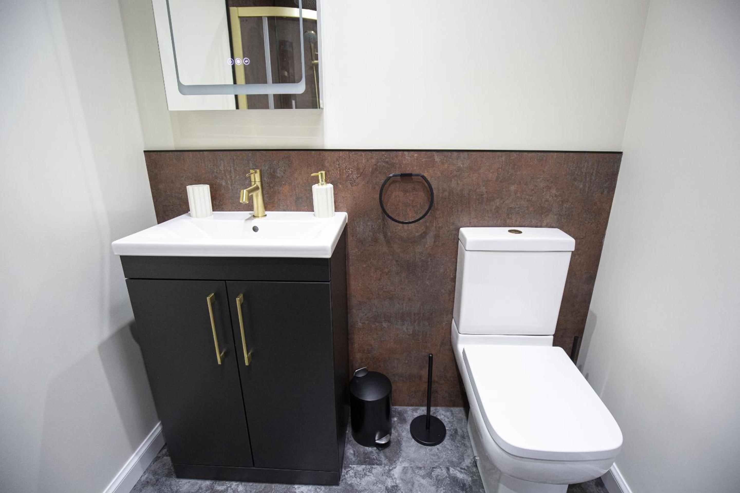 Portsoy Retreat - SJA Stays - Luxury 1 Bed Cottage view 5