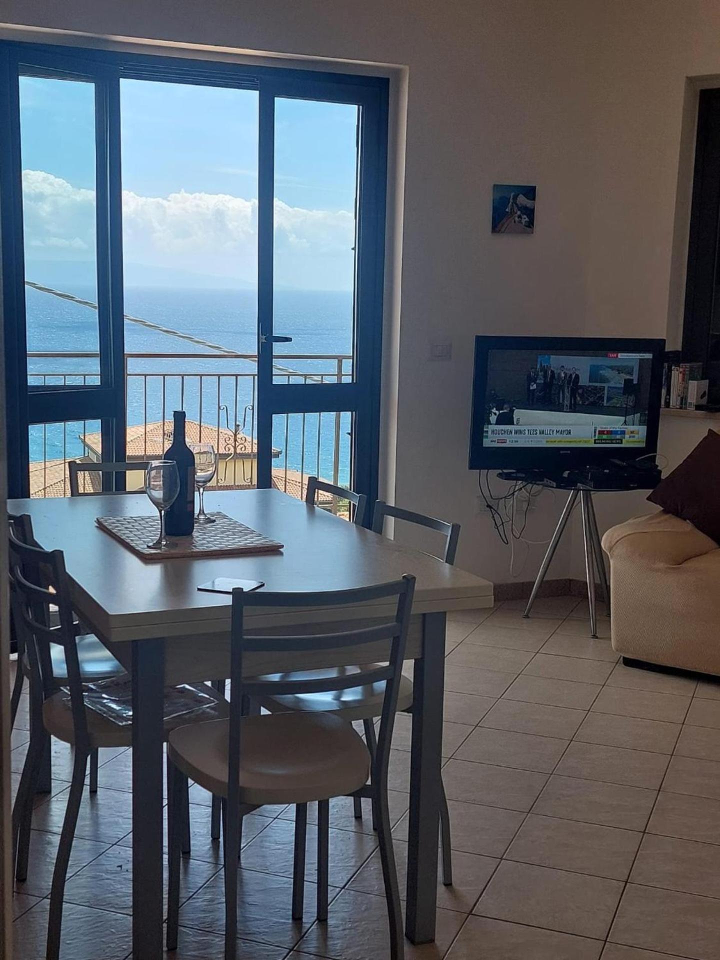 Balcony-Golfo di Gioia-SunsetViews-AuthenticItaly