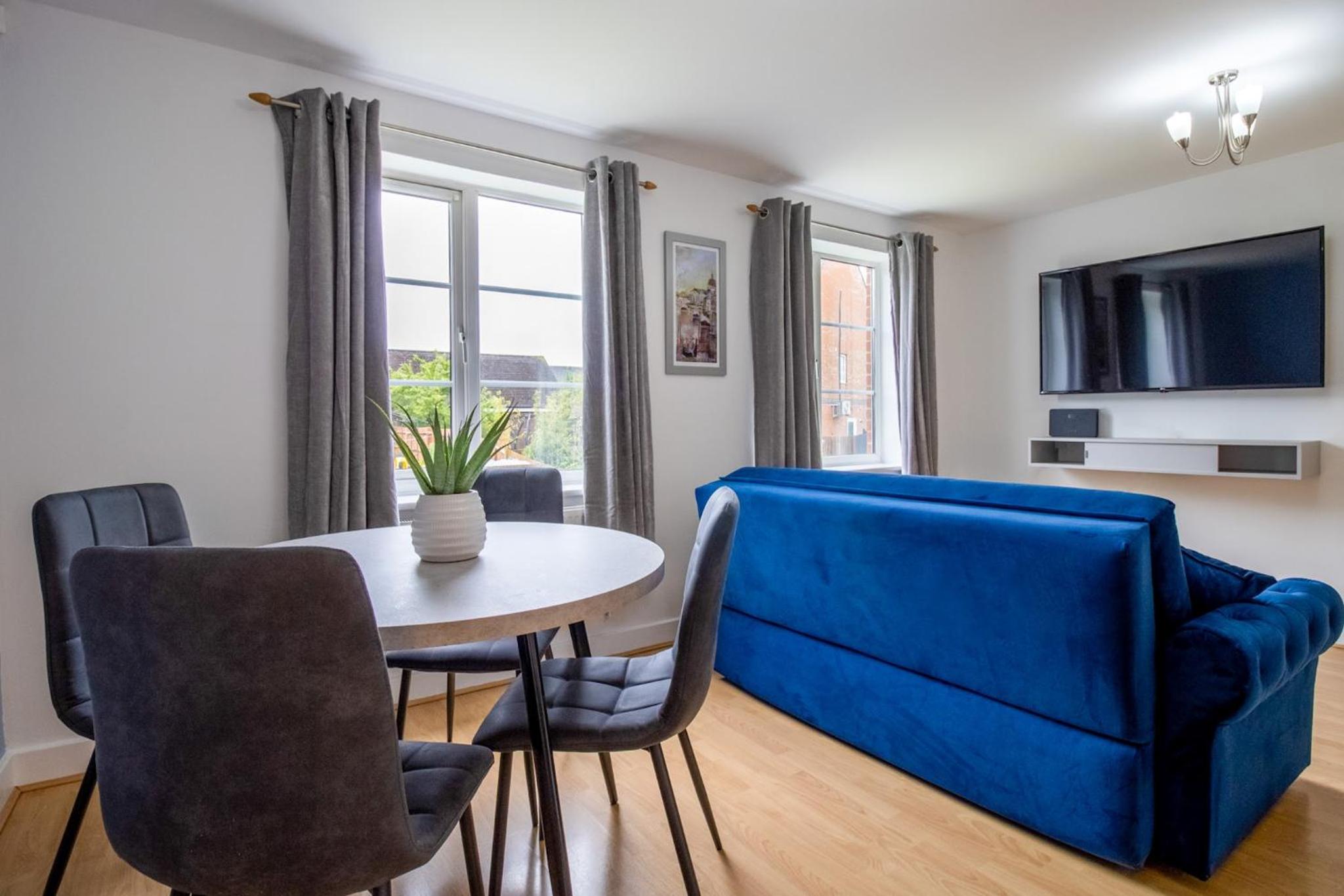 Host & Stay - Clover Field view 3