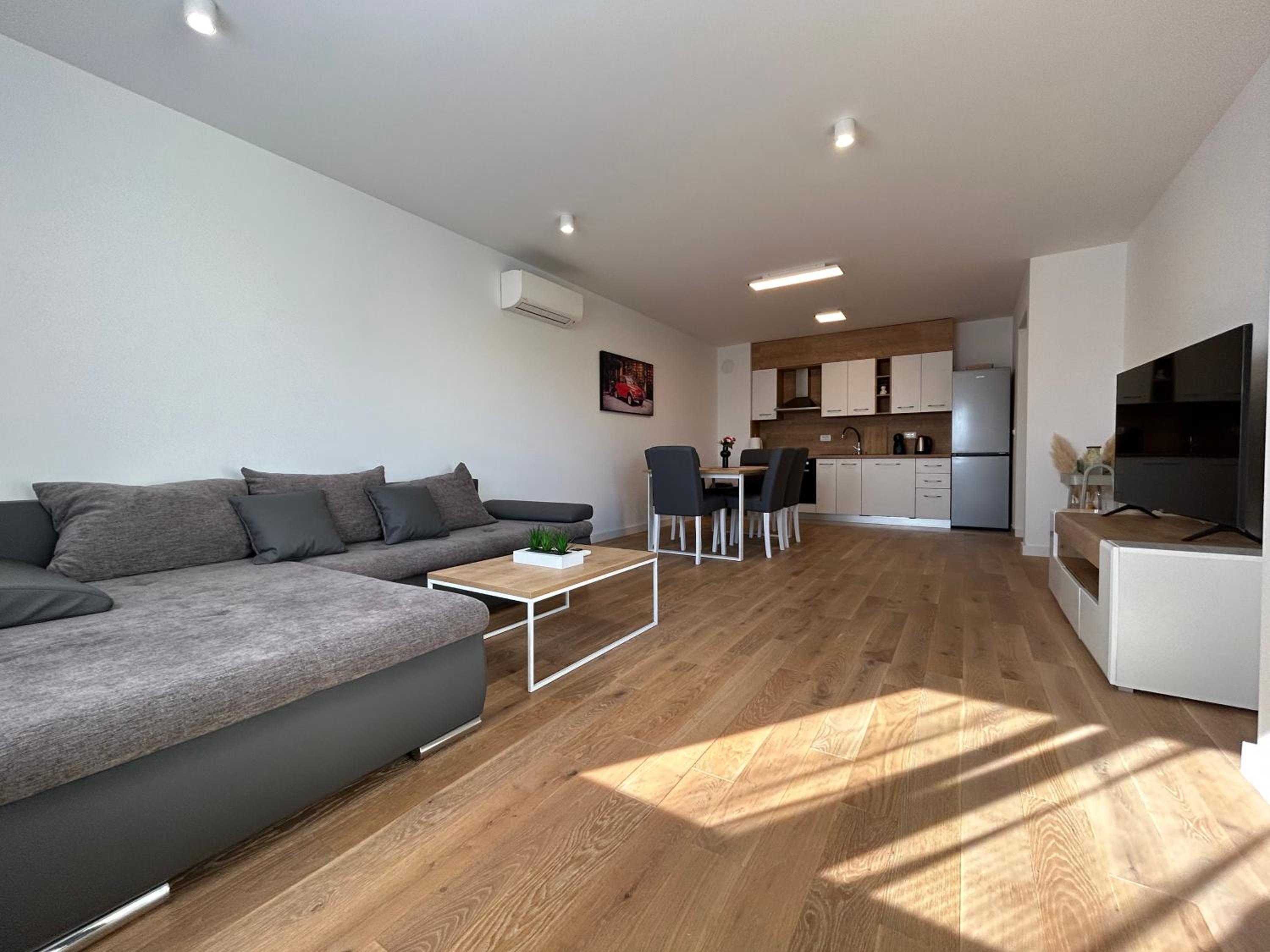 Apartments Maci