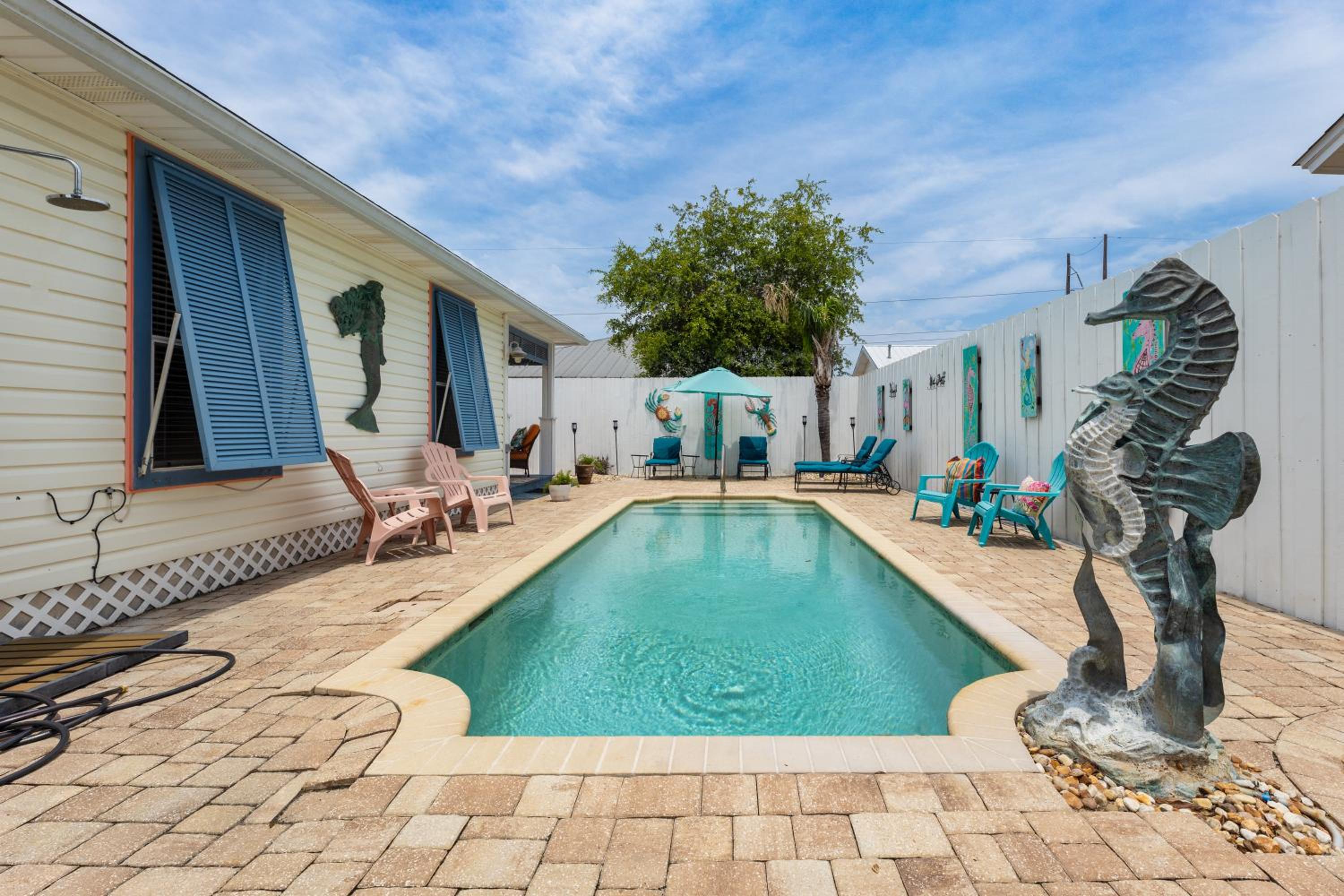 Castaway Cottage