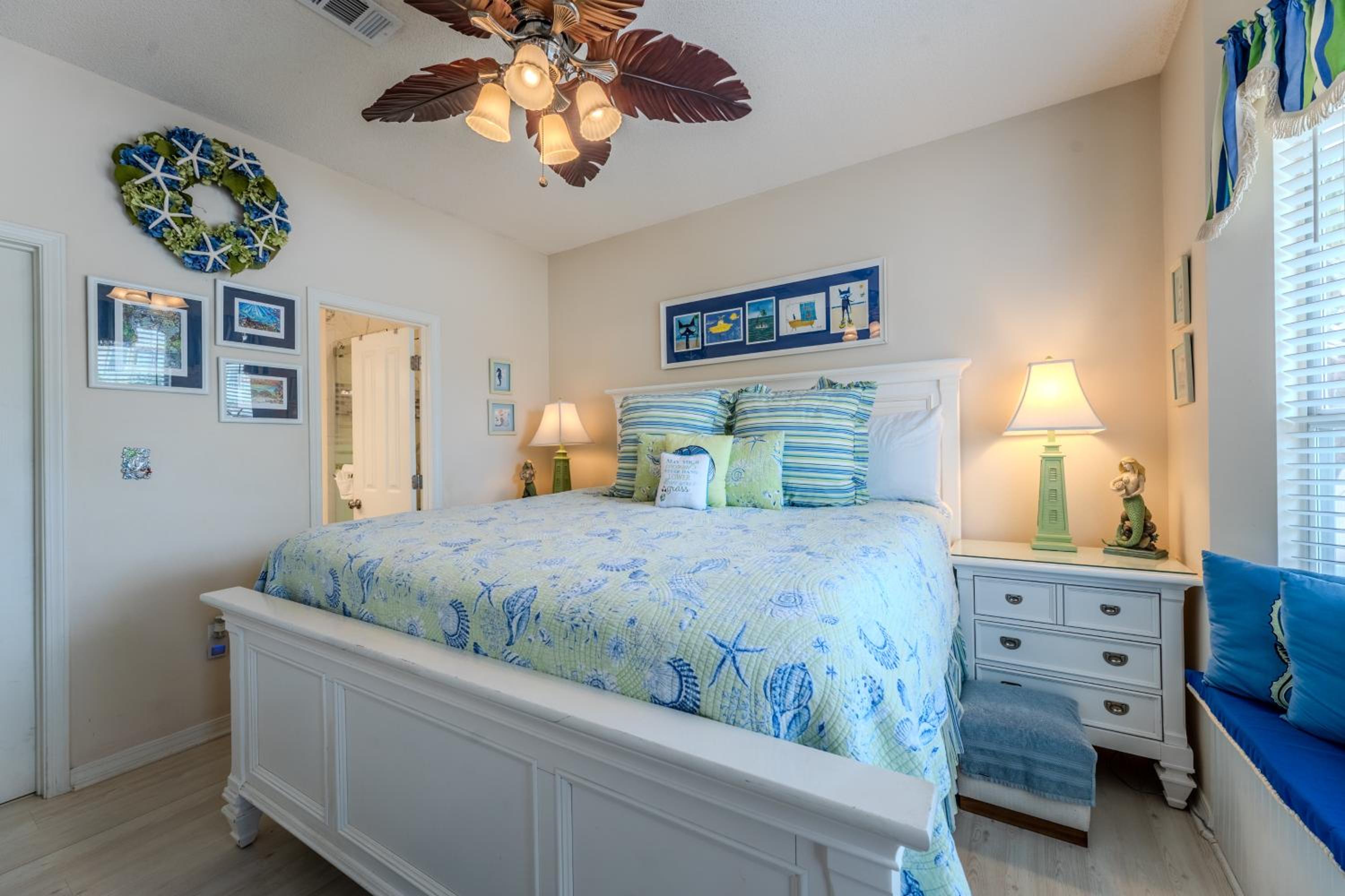 Castaway Cottage