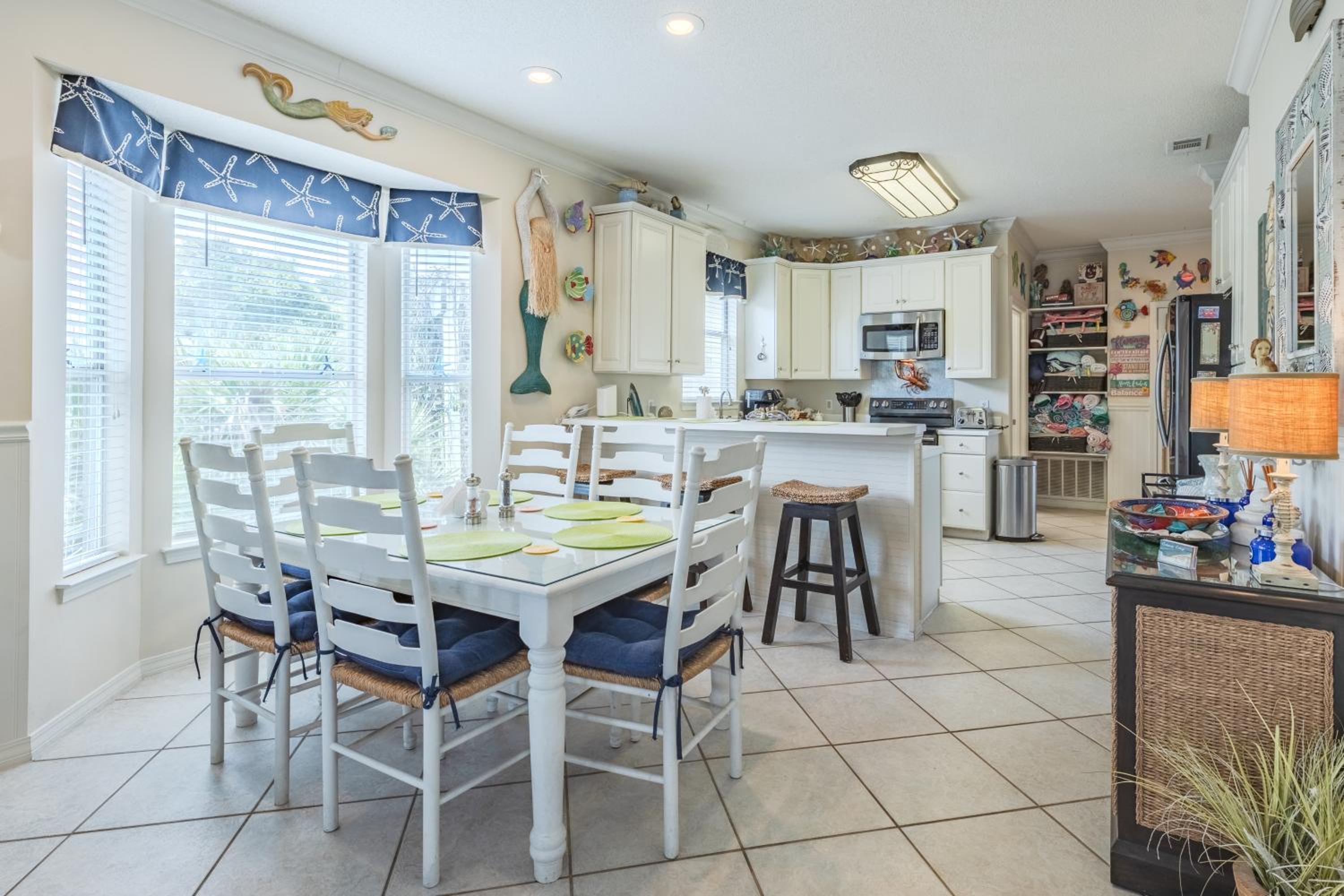 Castaway Cottage