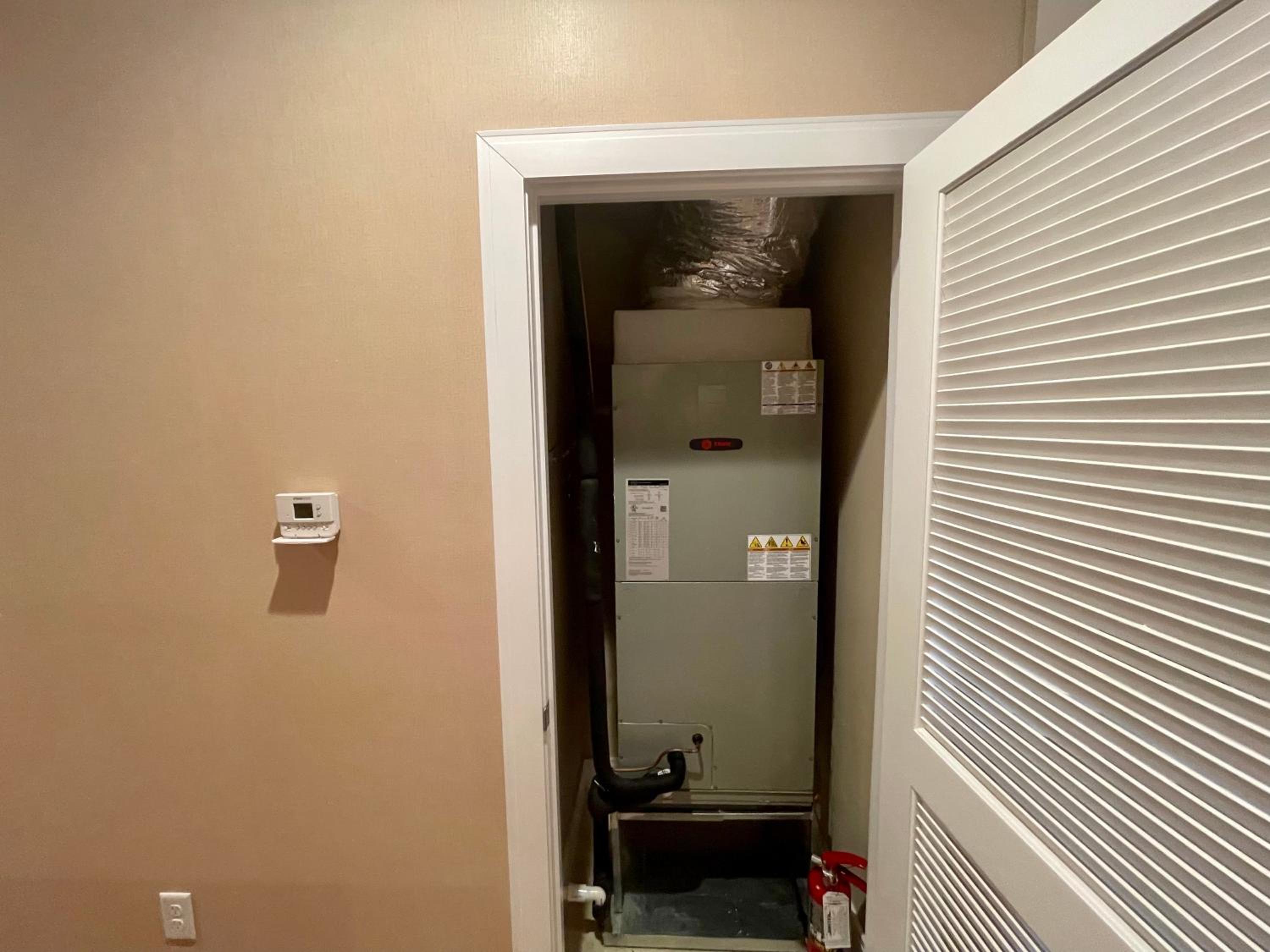 Home in Orlando 7 Min from Disney Parks and 20 from Universal - Sleeps 8! 4 bedrooms each with a private bathroom