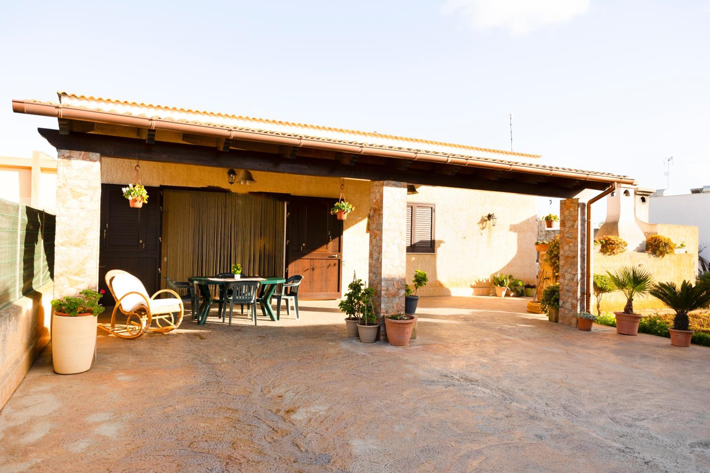 Marsala - A Casa di Arella relax e piscina view 2