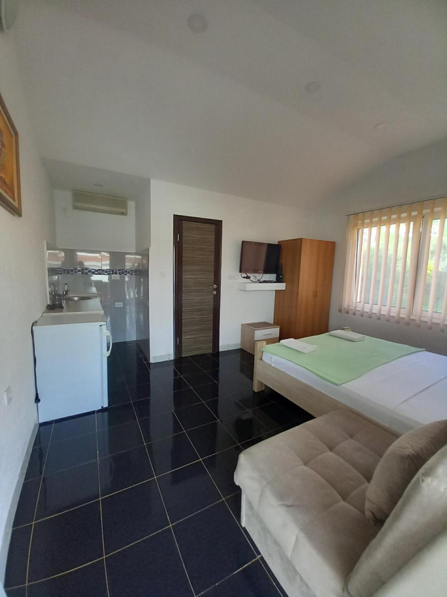 Apartmani Kiwi