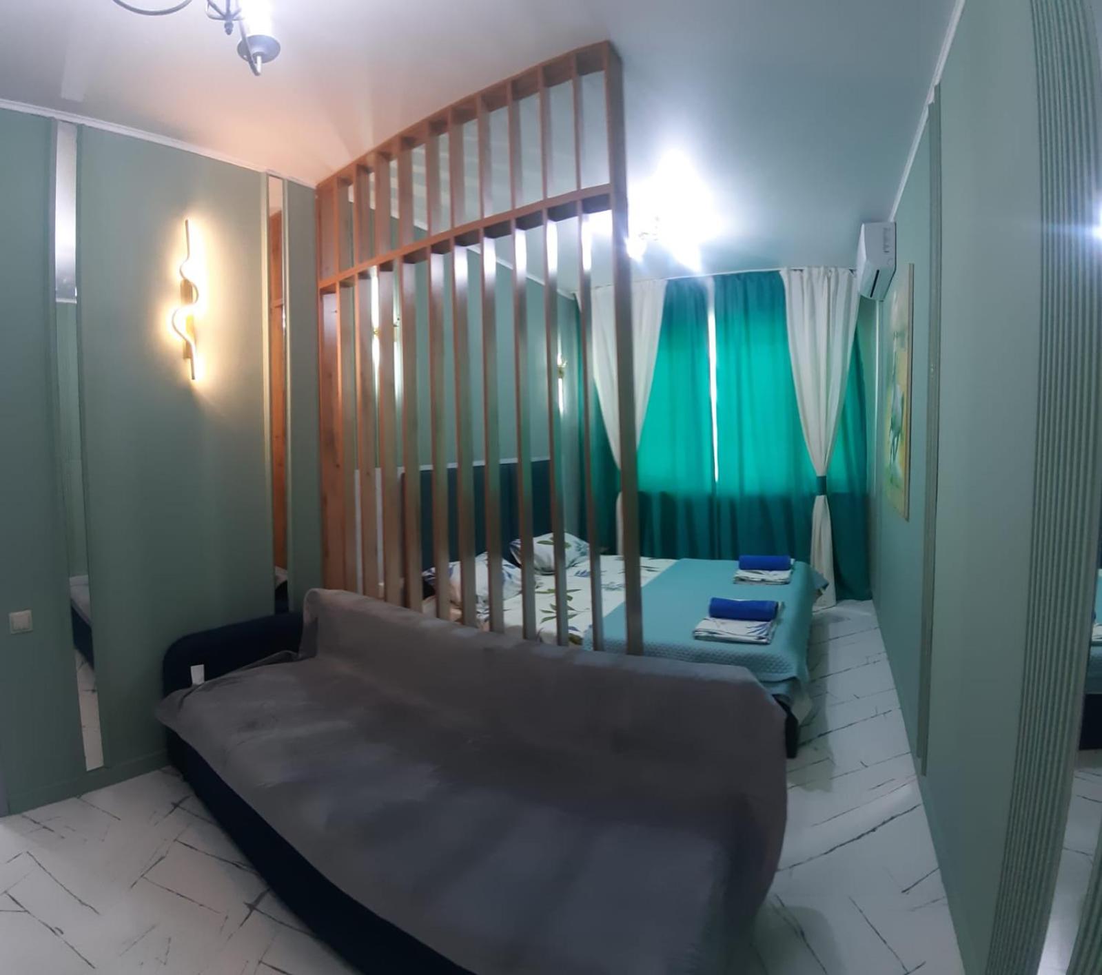 Ush Qonyr en Almaty — hotel room