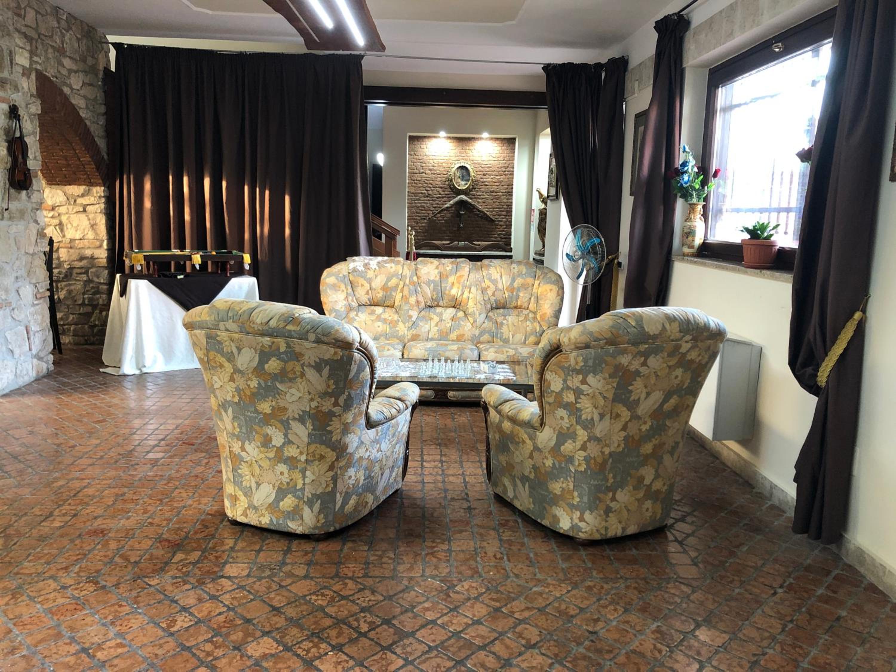 lounge