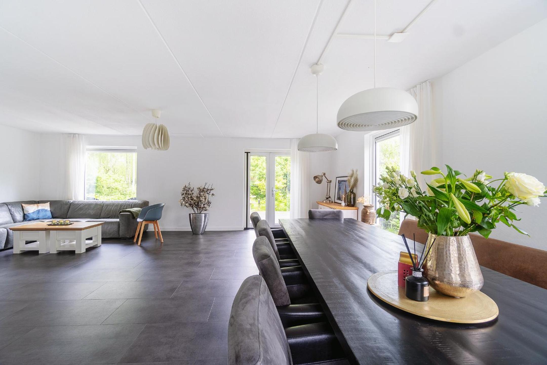 Modern Luxury villa view 3