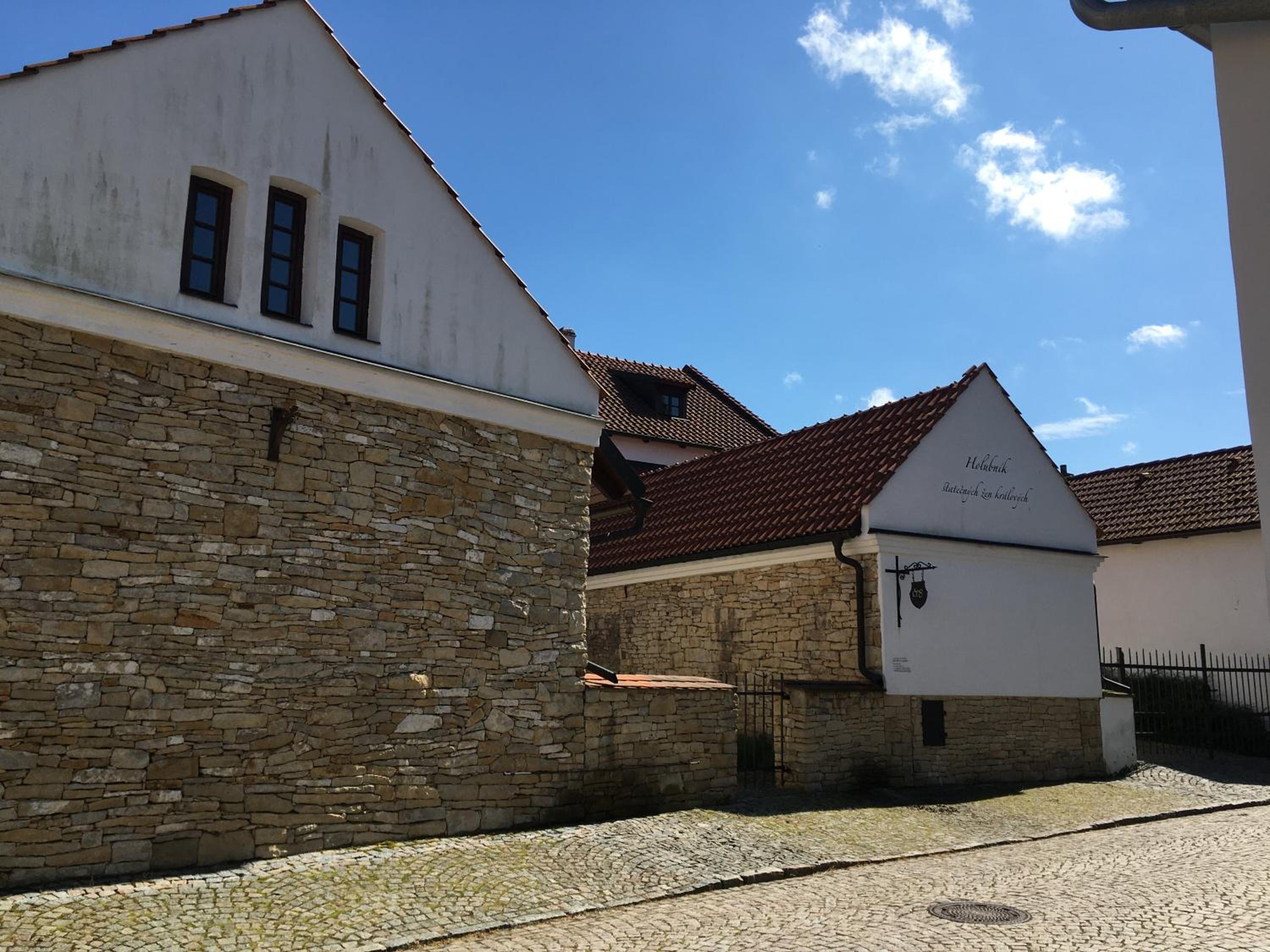 Holubník statečných žen králových
