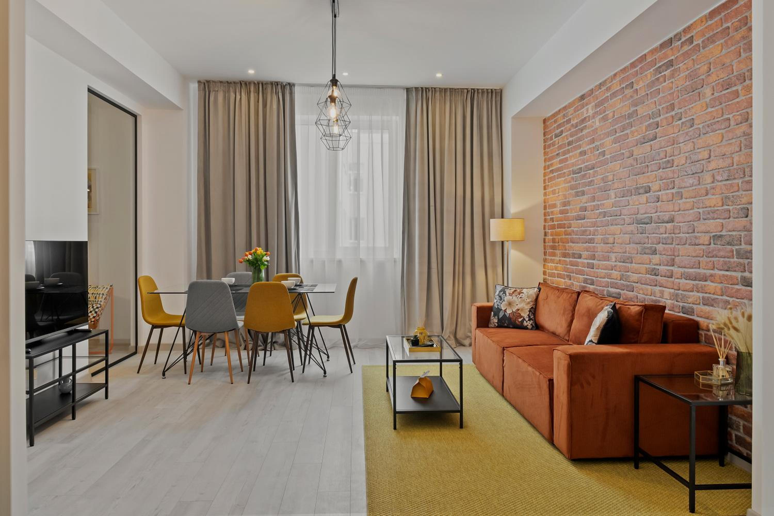 Rin Luxury Apartments view 5