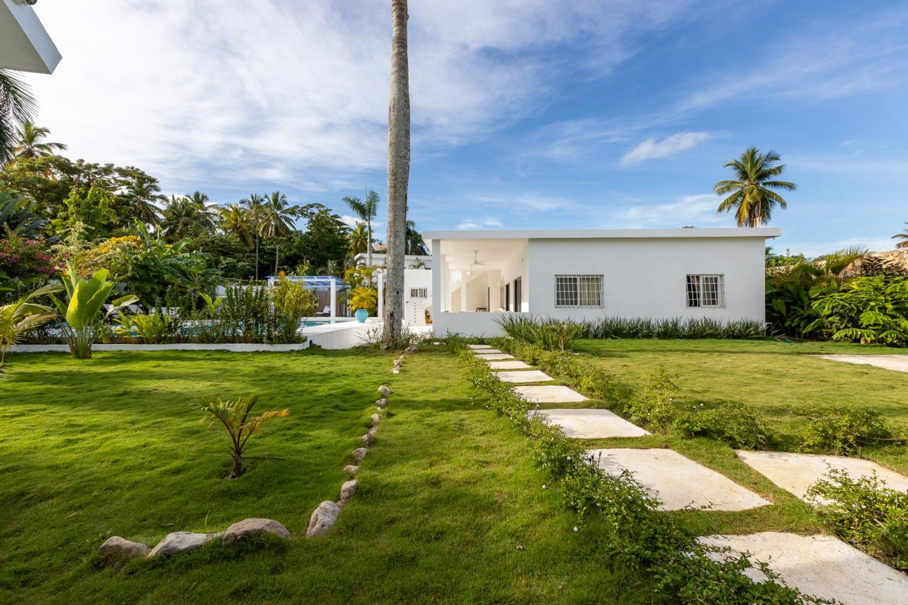 María Juana, Hostal Las terrenas