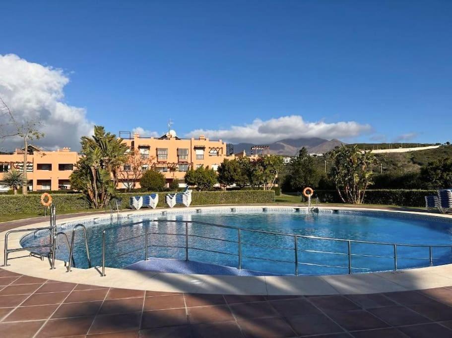 Penthouse Paradiso: 2BR Oasis in Casares del Sol view 4