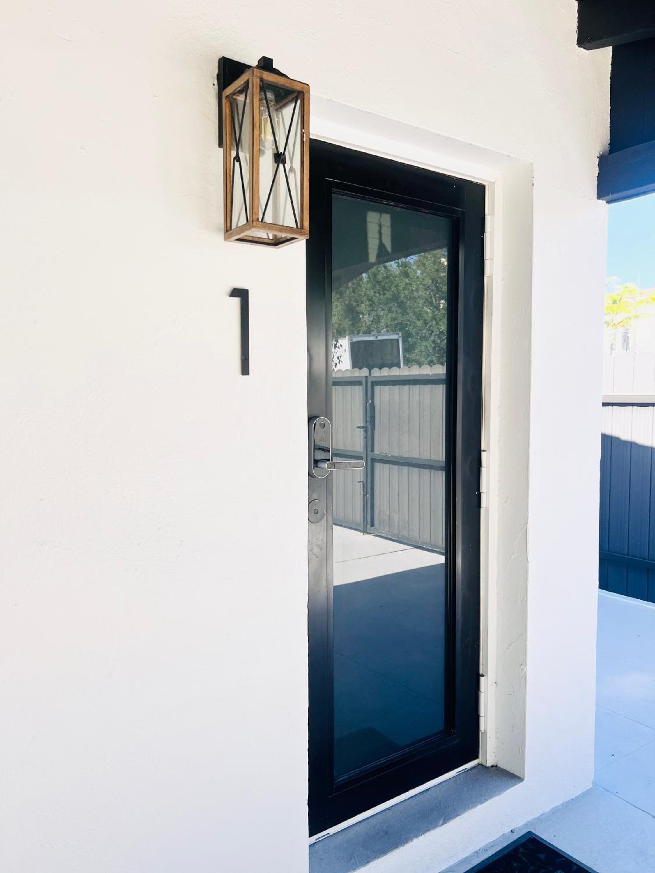 Cozy Place Minutes To Fort Lauderdale Beach With Pool view 2