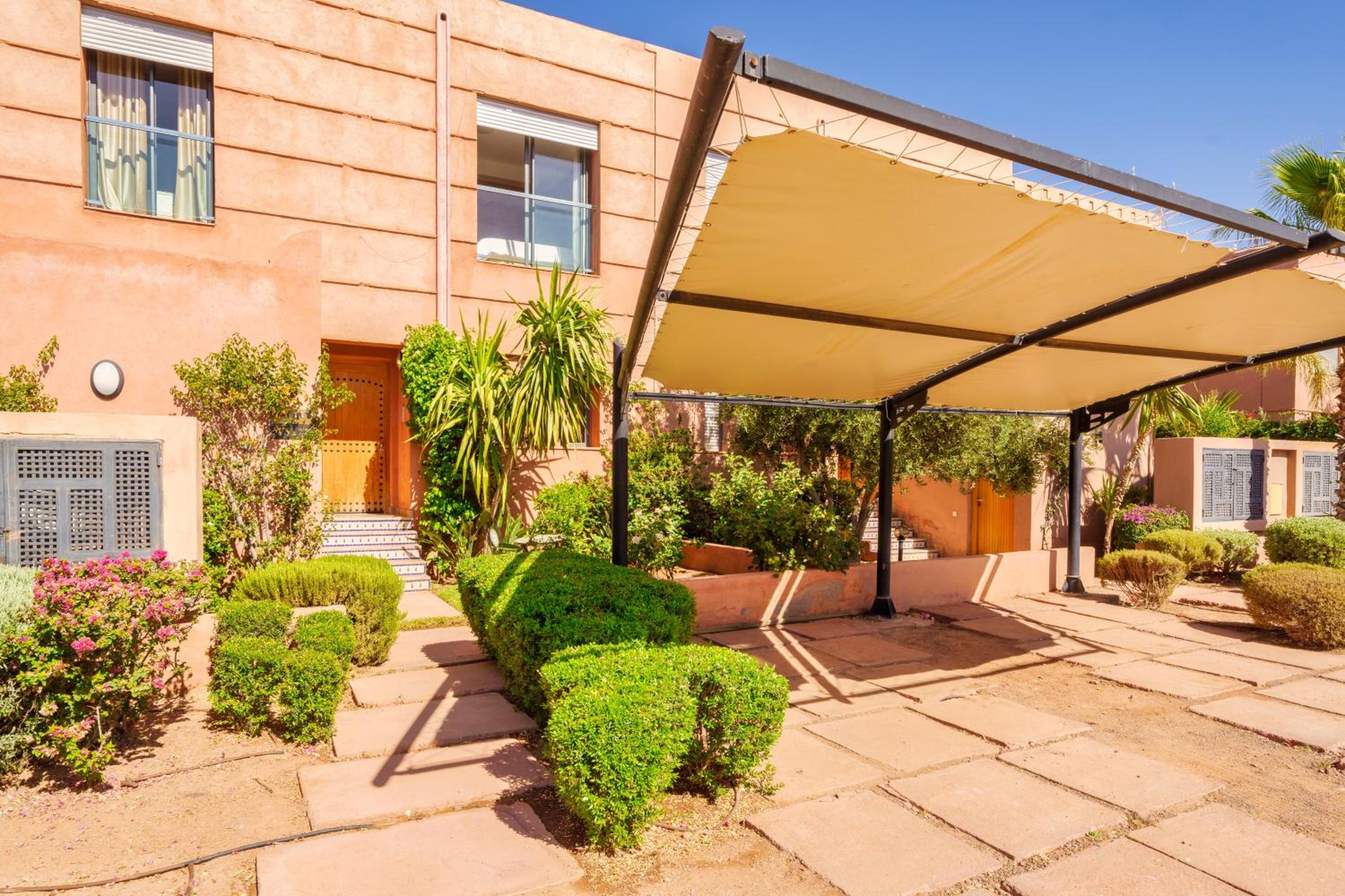 Summer Villa Peaceful Golf Haven