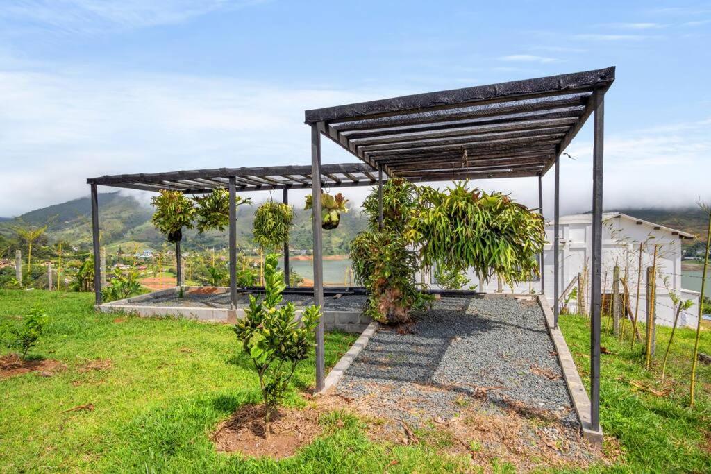 Finca Encanto