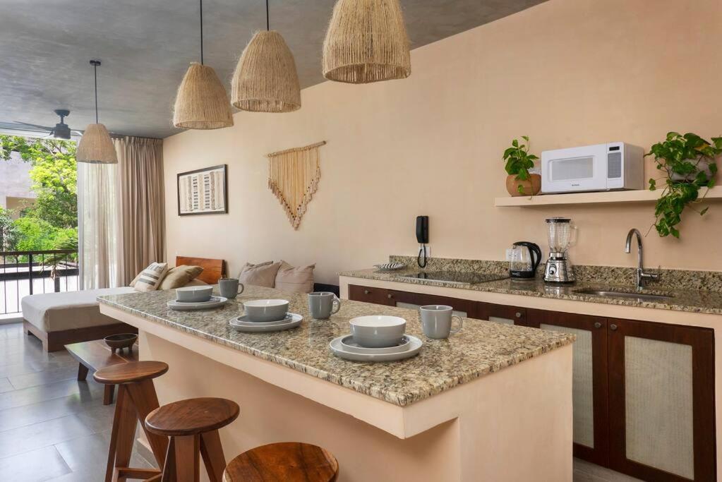 Modern Studio w Balcony & Pool La Veleta, - Tulum - A207