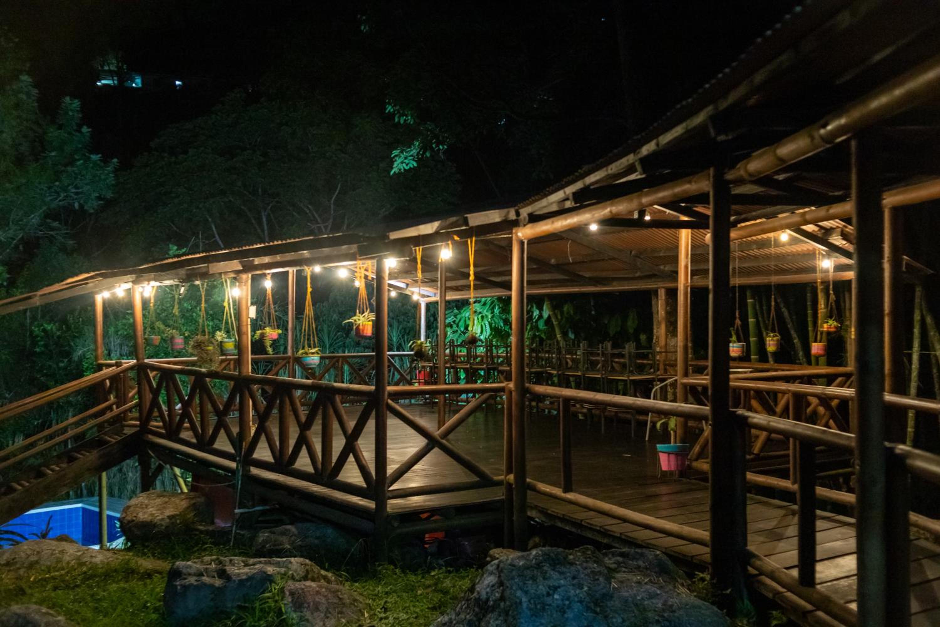 Bahareque Hostal
