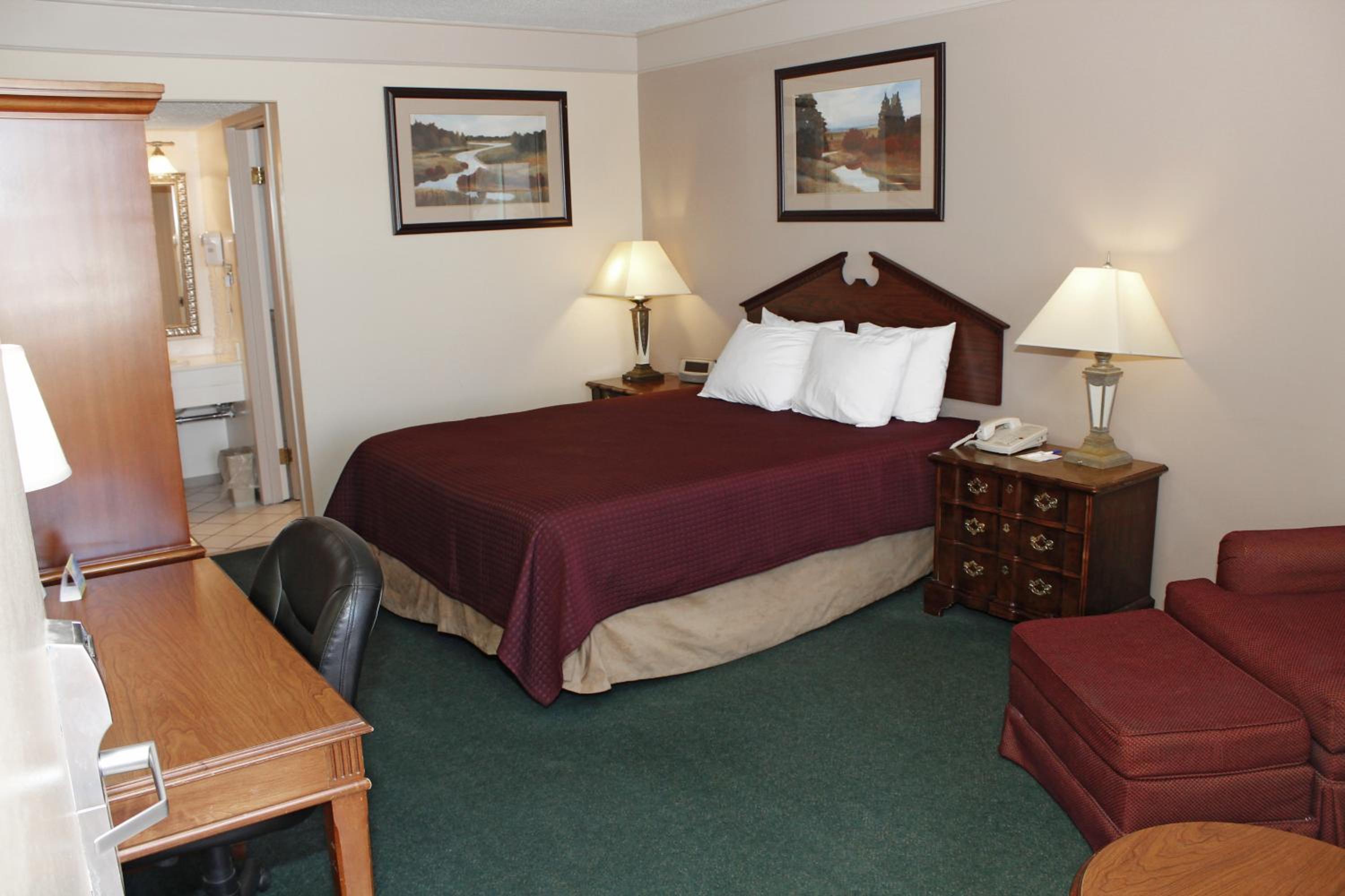Days Inn by Wyndham Delta CO - Property Image 6