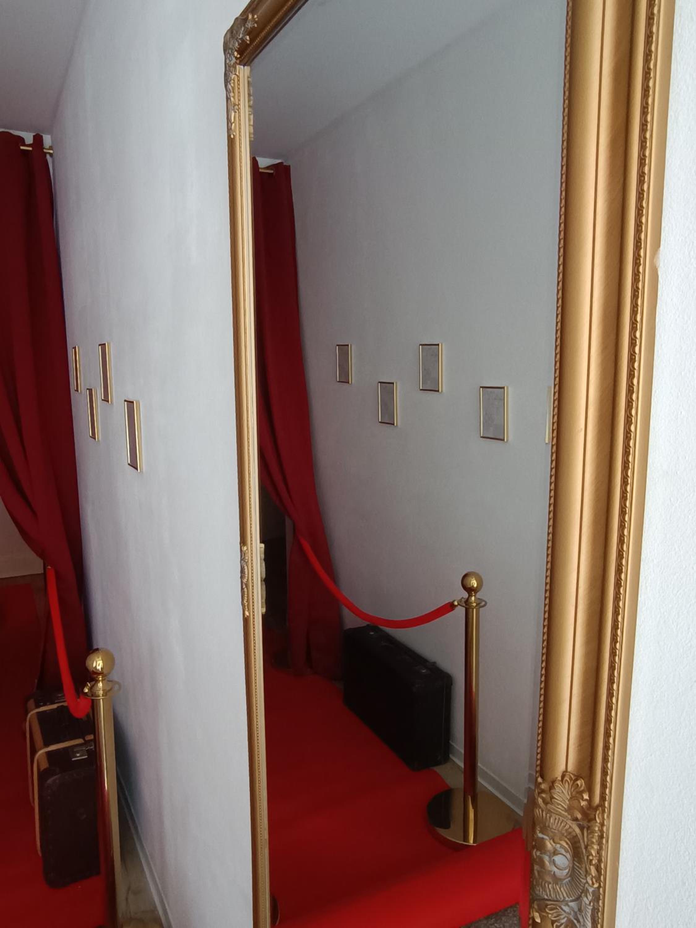 FILMAP-Apartments-Zentrale Lage-Boxspringbett-Beamer-Popcorn-gratis Parkplatz