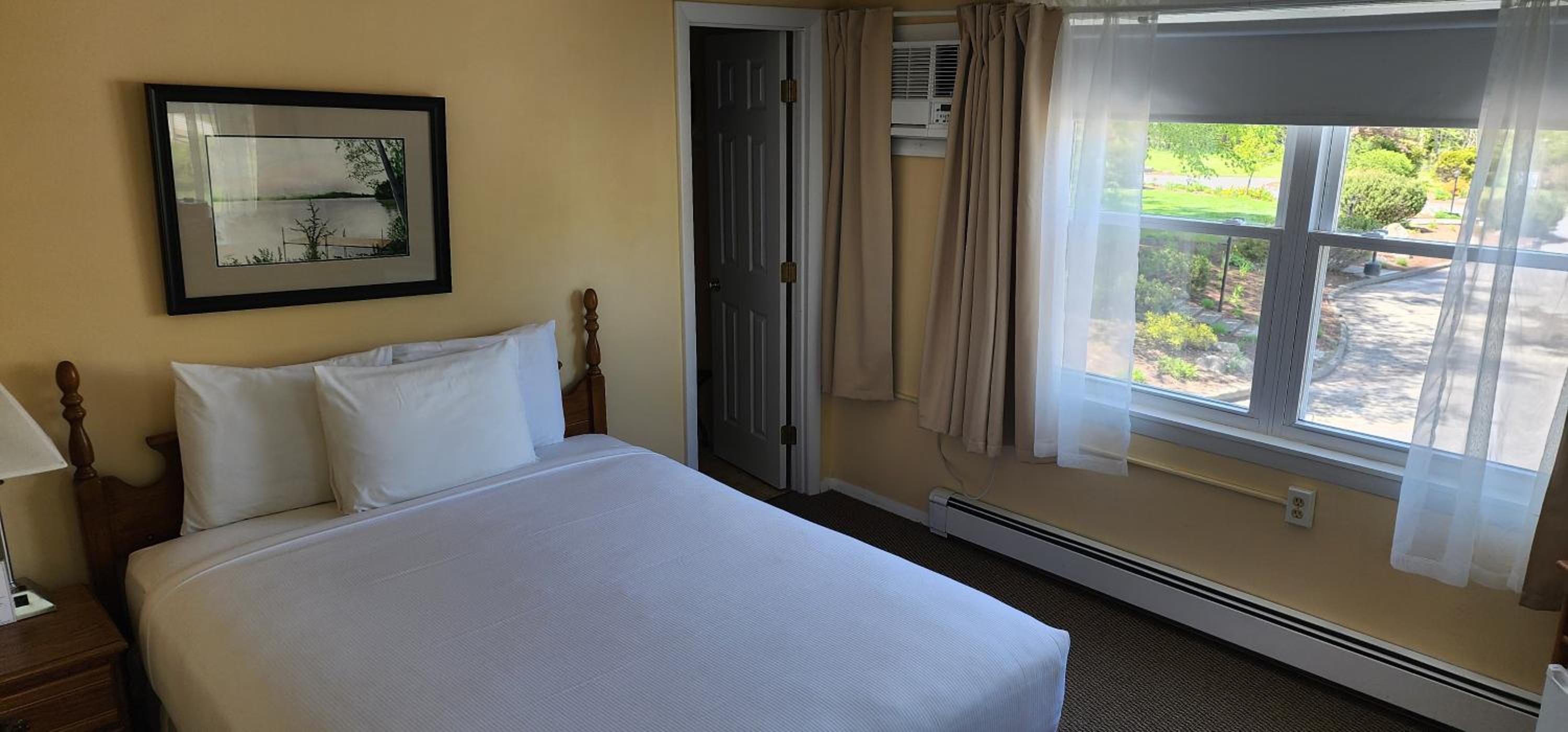 Wilson Lake Inn