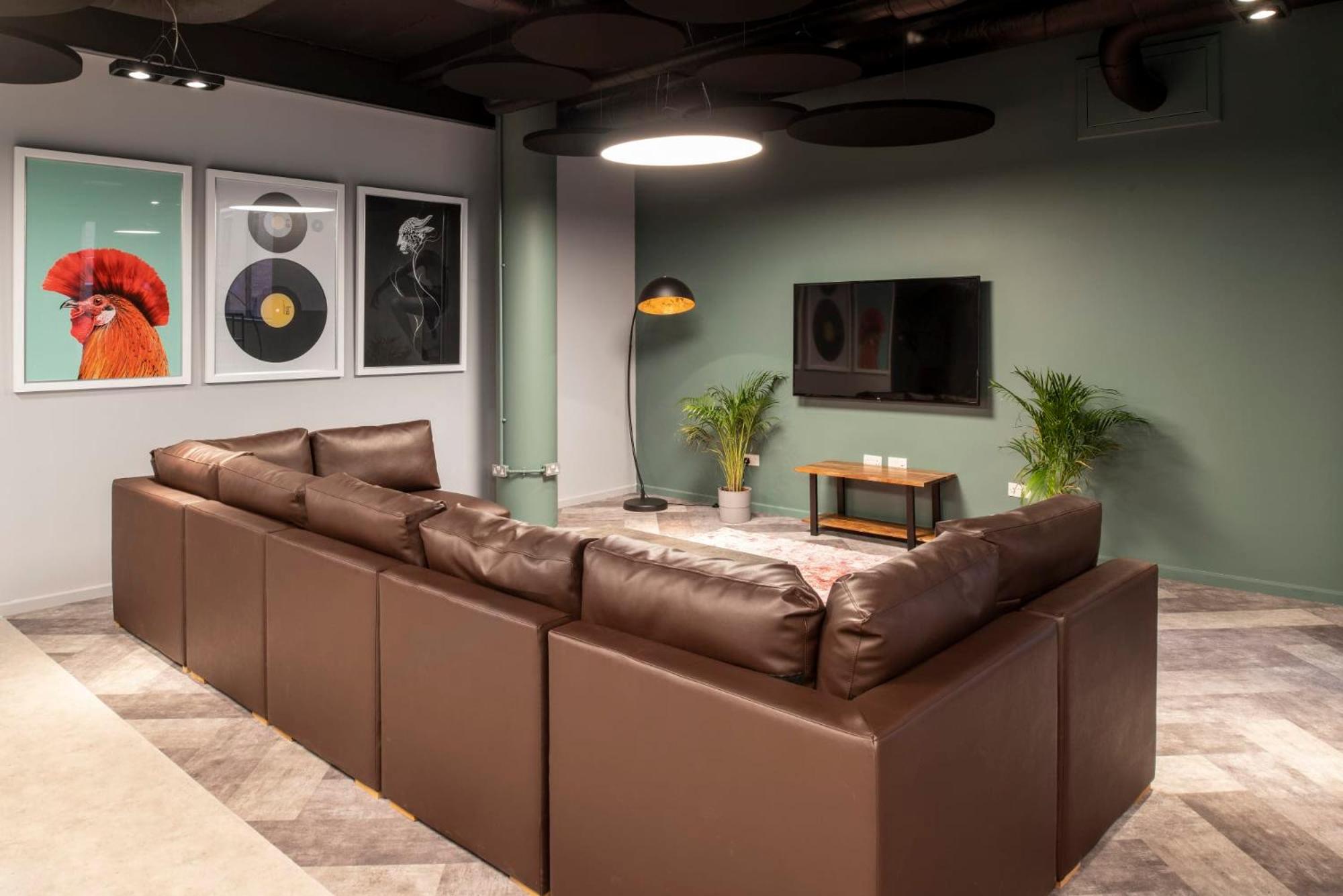 lounge