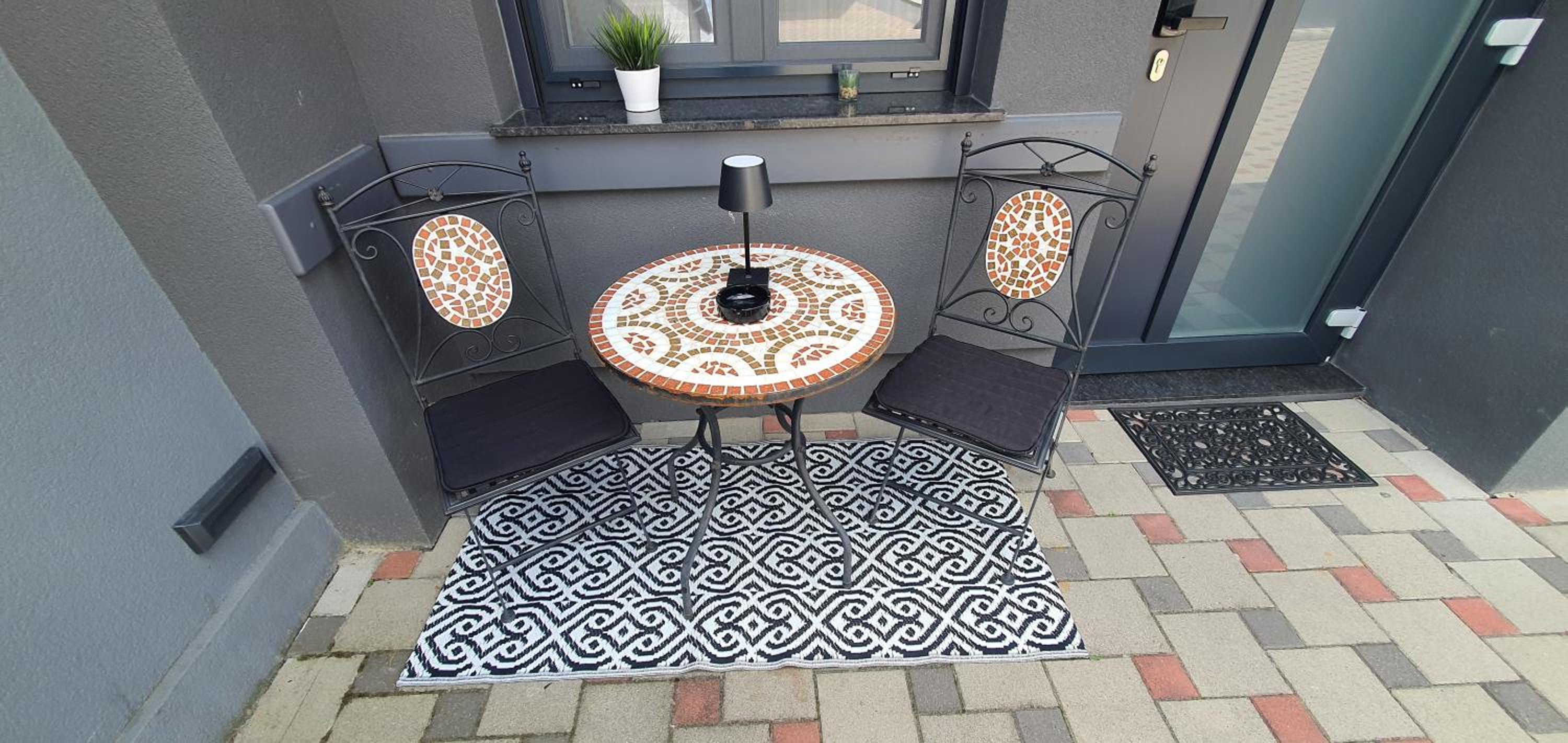 Hotel Central Luxury Apartments - Image 1