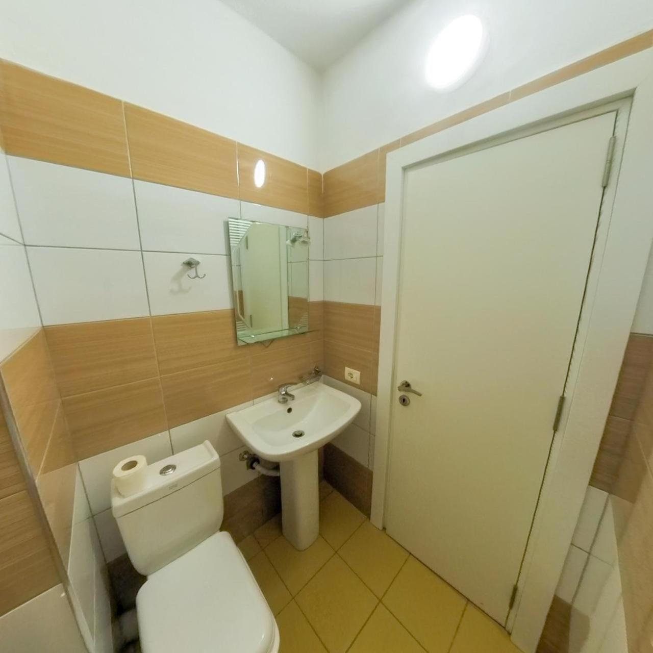 Sunnyside Apartment